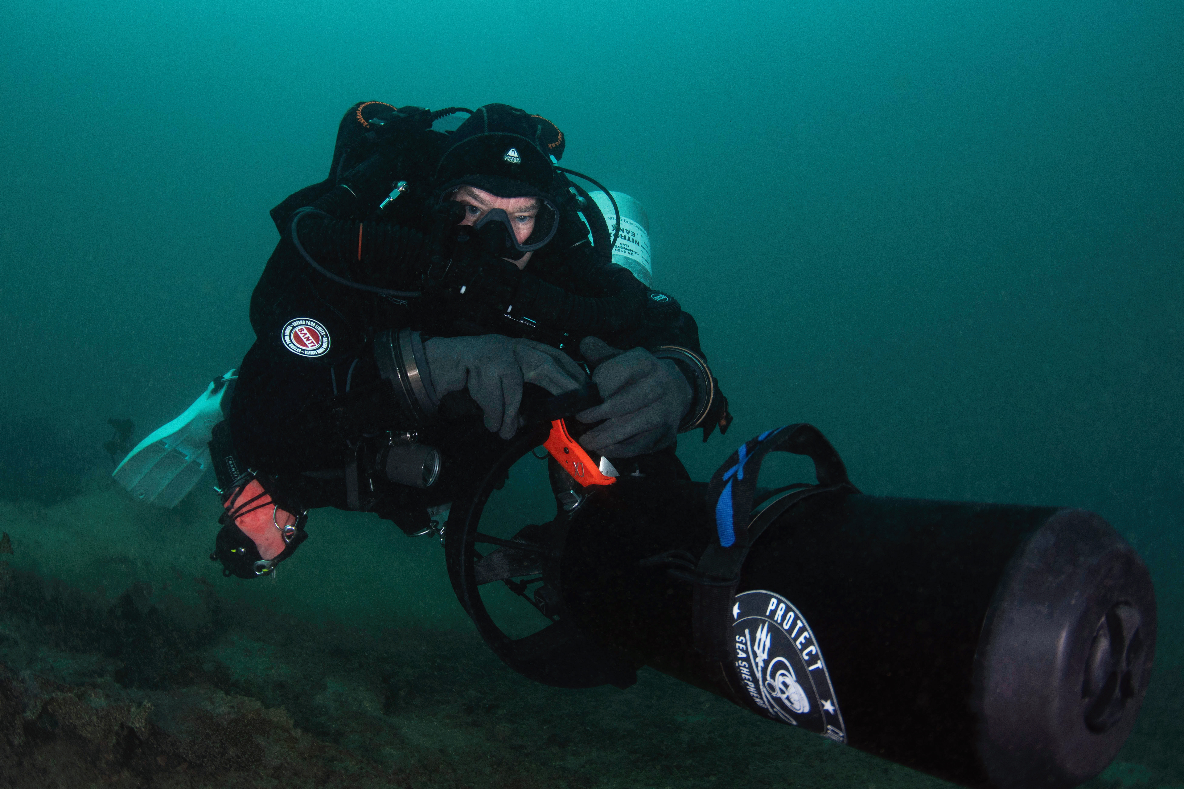 Diver with JJCCR & Suex DPV