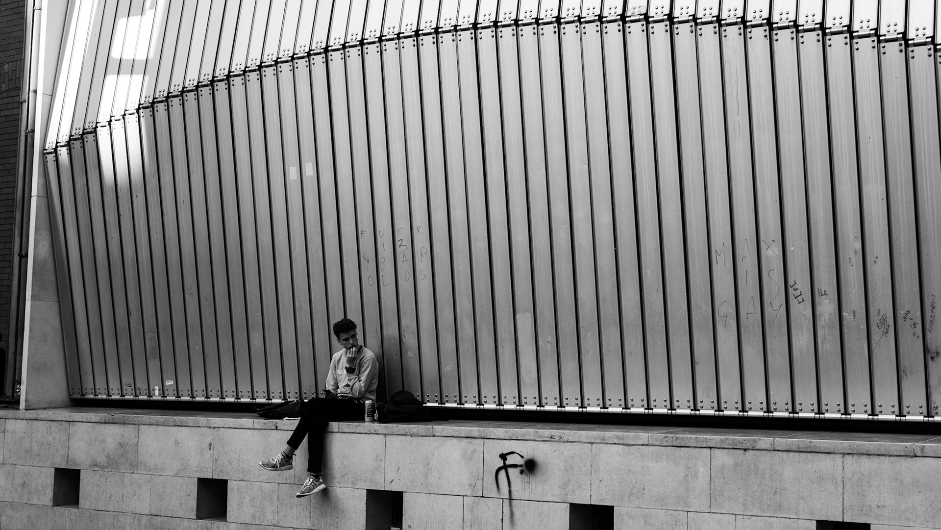 Waiting with a style