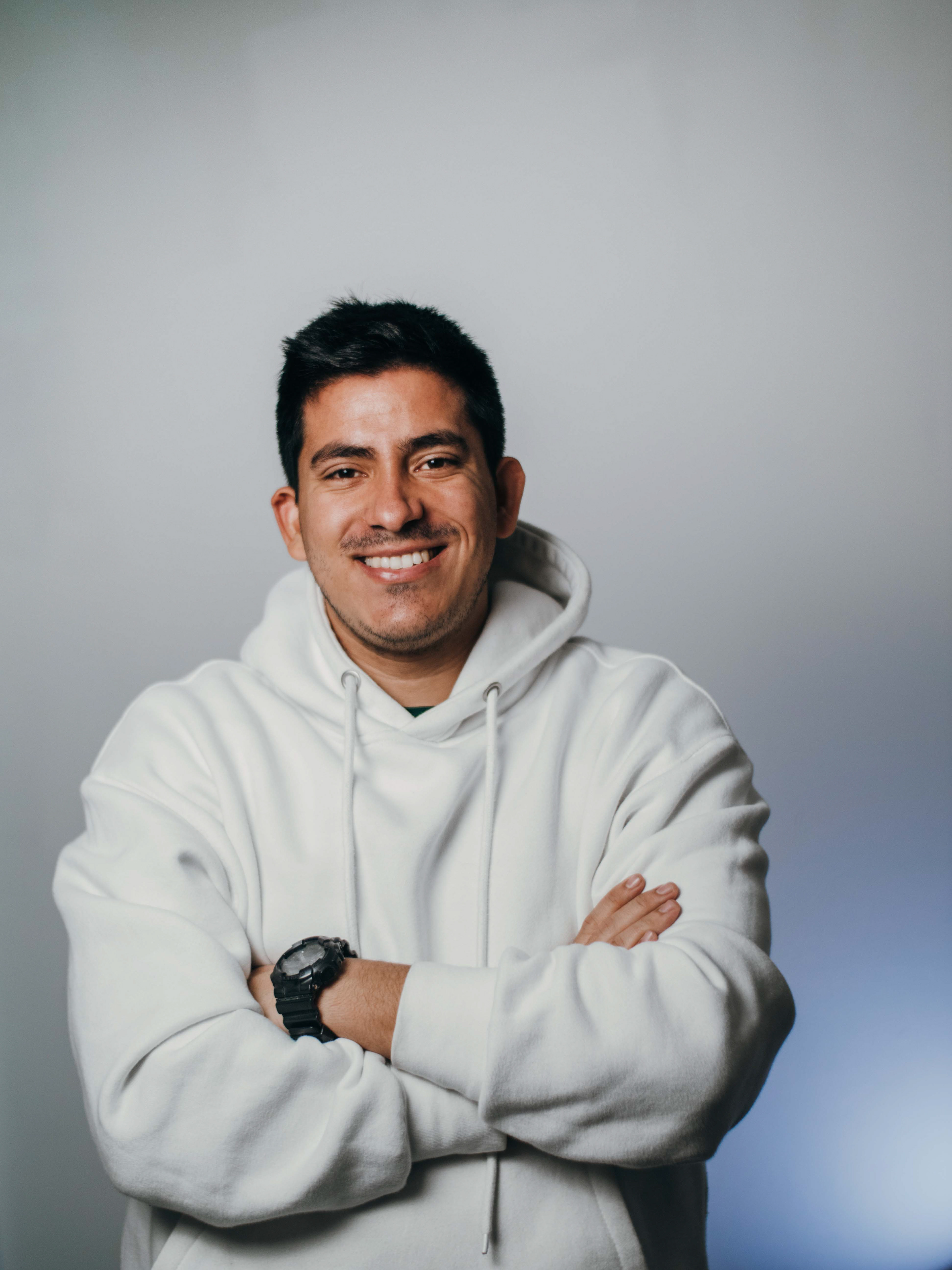 mbproductionsinfouk@gmail.com