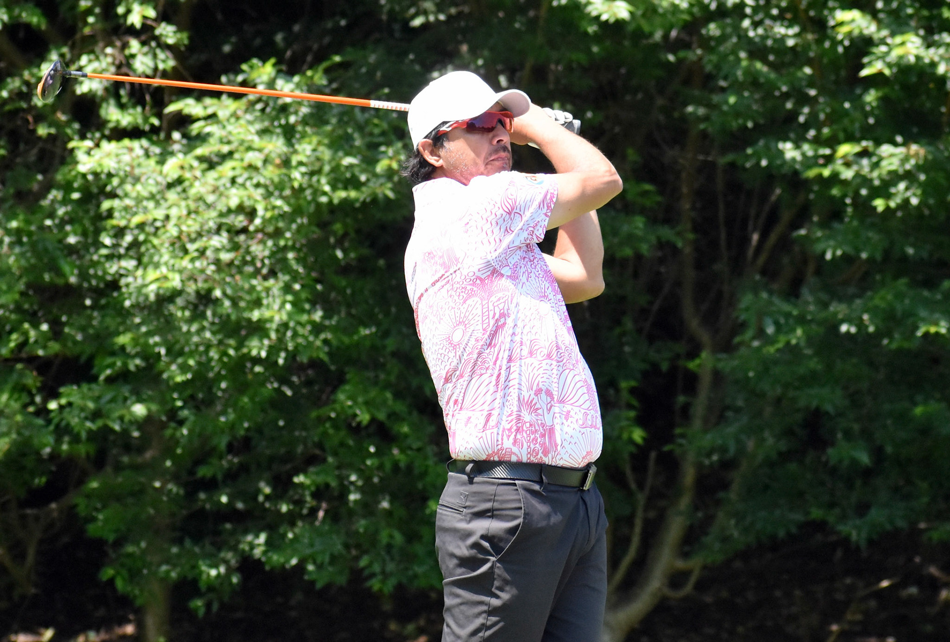 Carlos Aranda tees off on 13