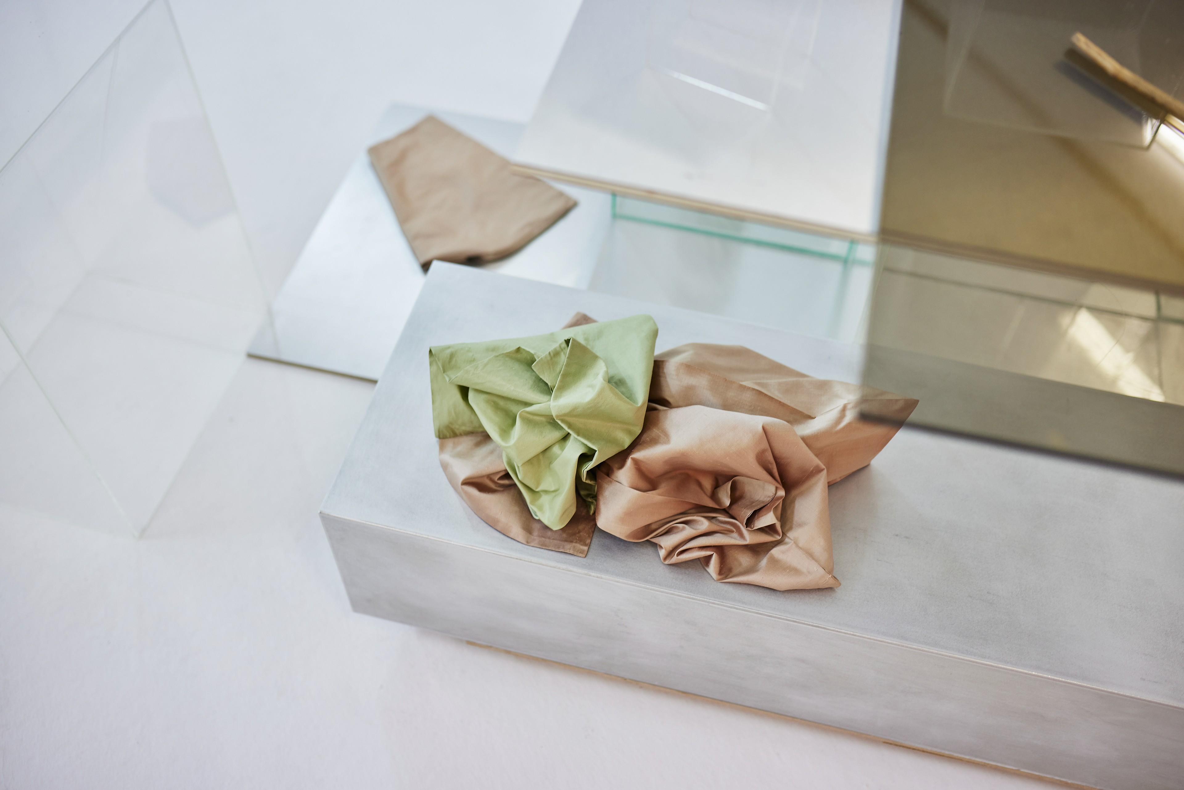 Culinary Intervention and installation from artist Sarai Rose Duke. Candied ginger and lapsing souchong agar-agar on stainless steel, plexiglass and smoked glass.