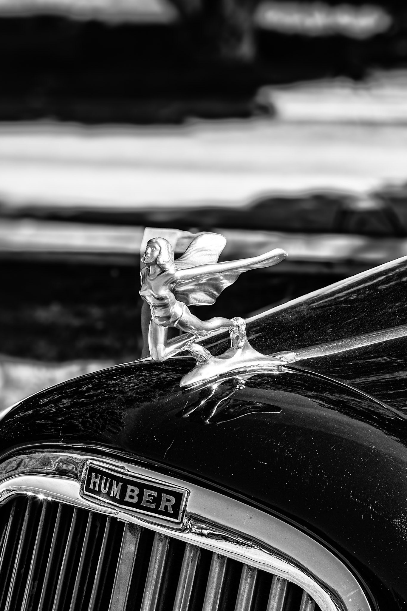 A streamlined figure in full flight—the iconic Humber mascot, frozen mid-leap above a gently timeworn bonnet. A symbol of an age when cars weren’t just transport, but sculpture in motion.