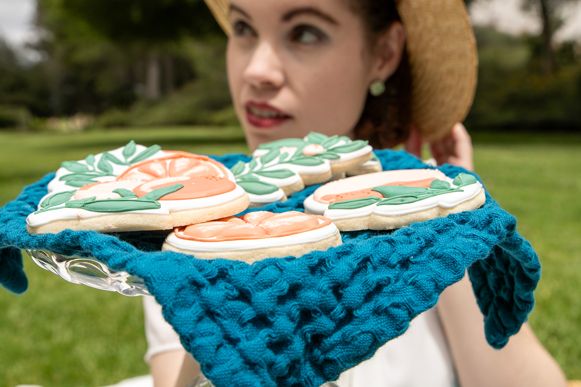 You can pose with your products which is a fun touch!