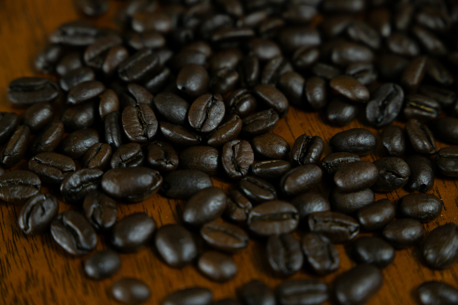 Close up shots of this coffee helps sell it and give the customers a feel for what they are buying.