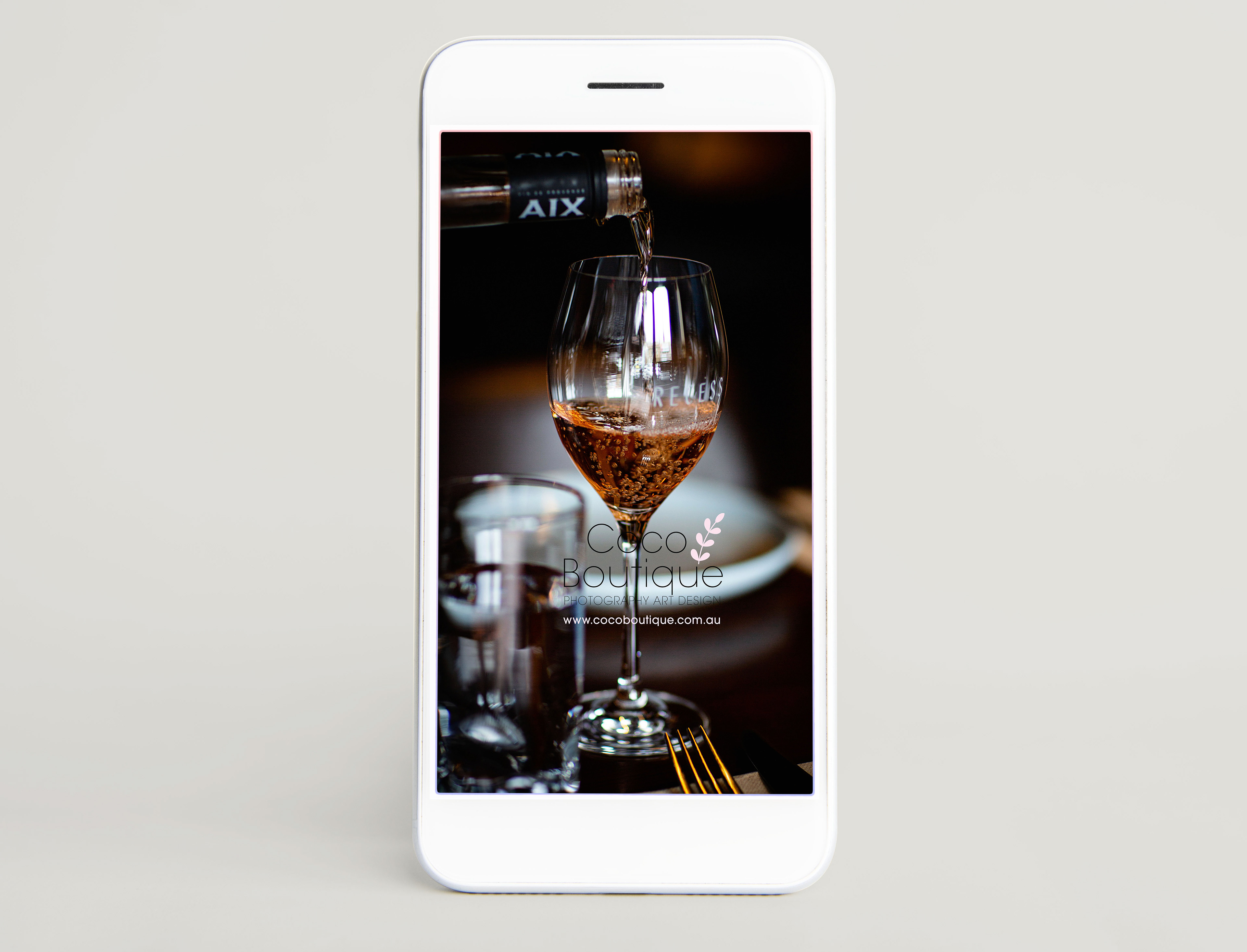 Social Media Recess Bar and Eats