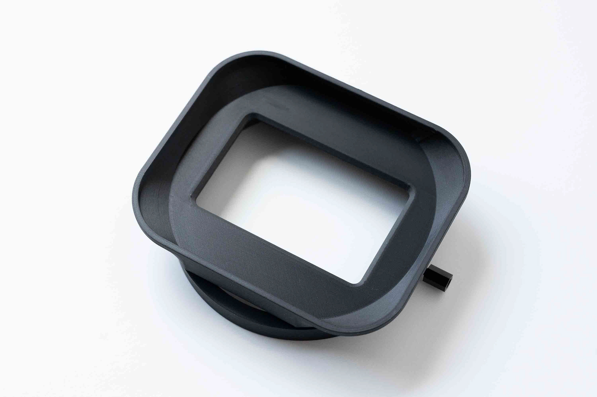 180 lens hood front