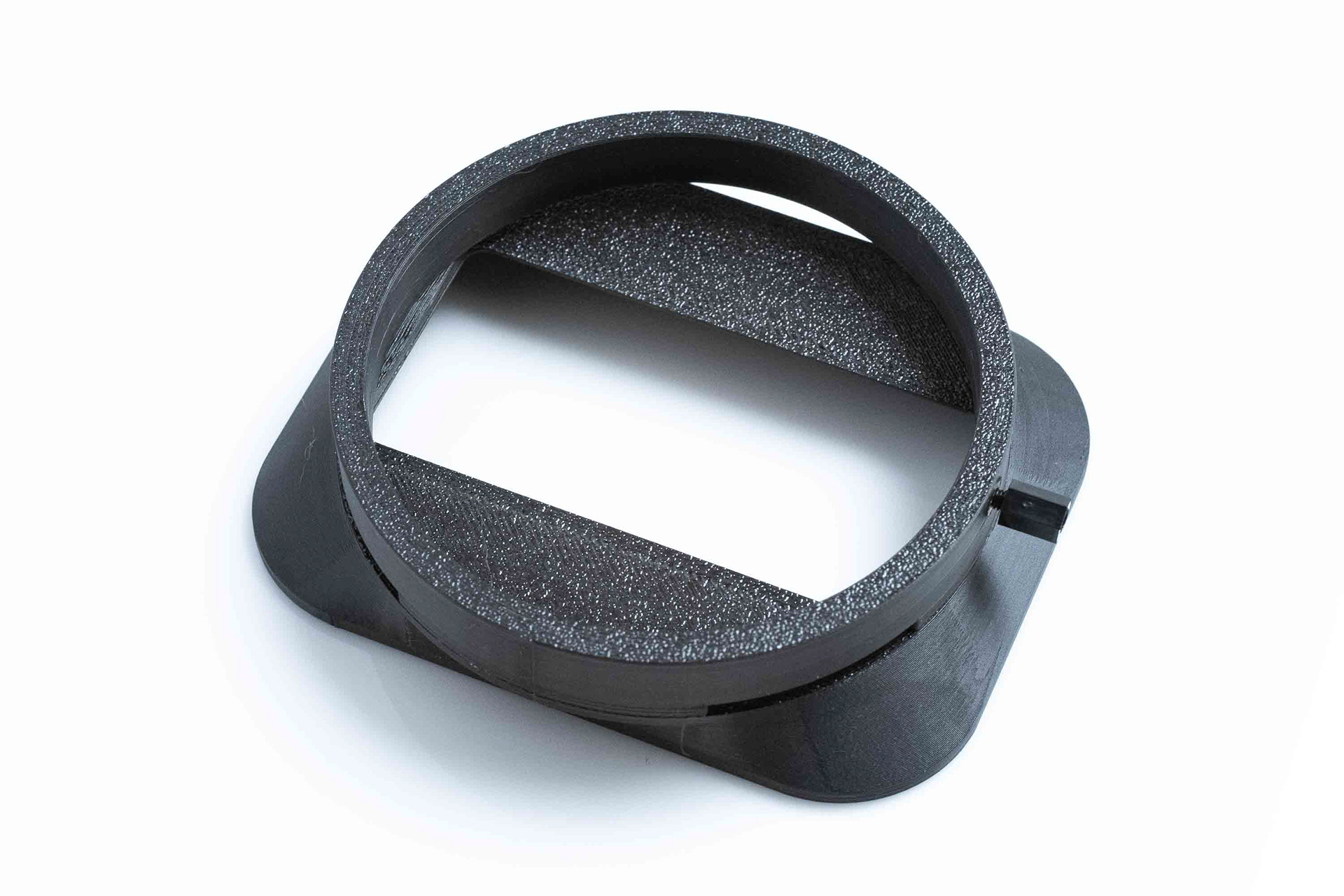 90/105 lens hood rear