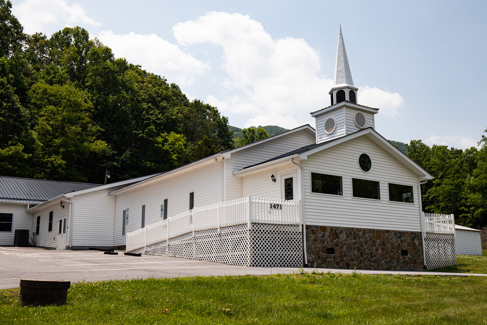 009-098 Beaver Creek Baptist