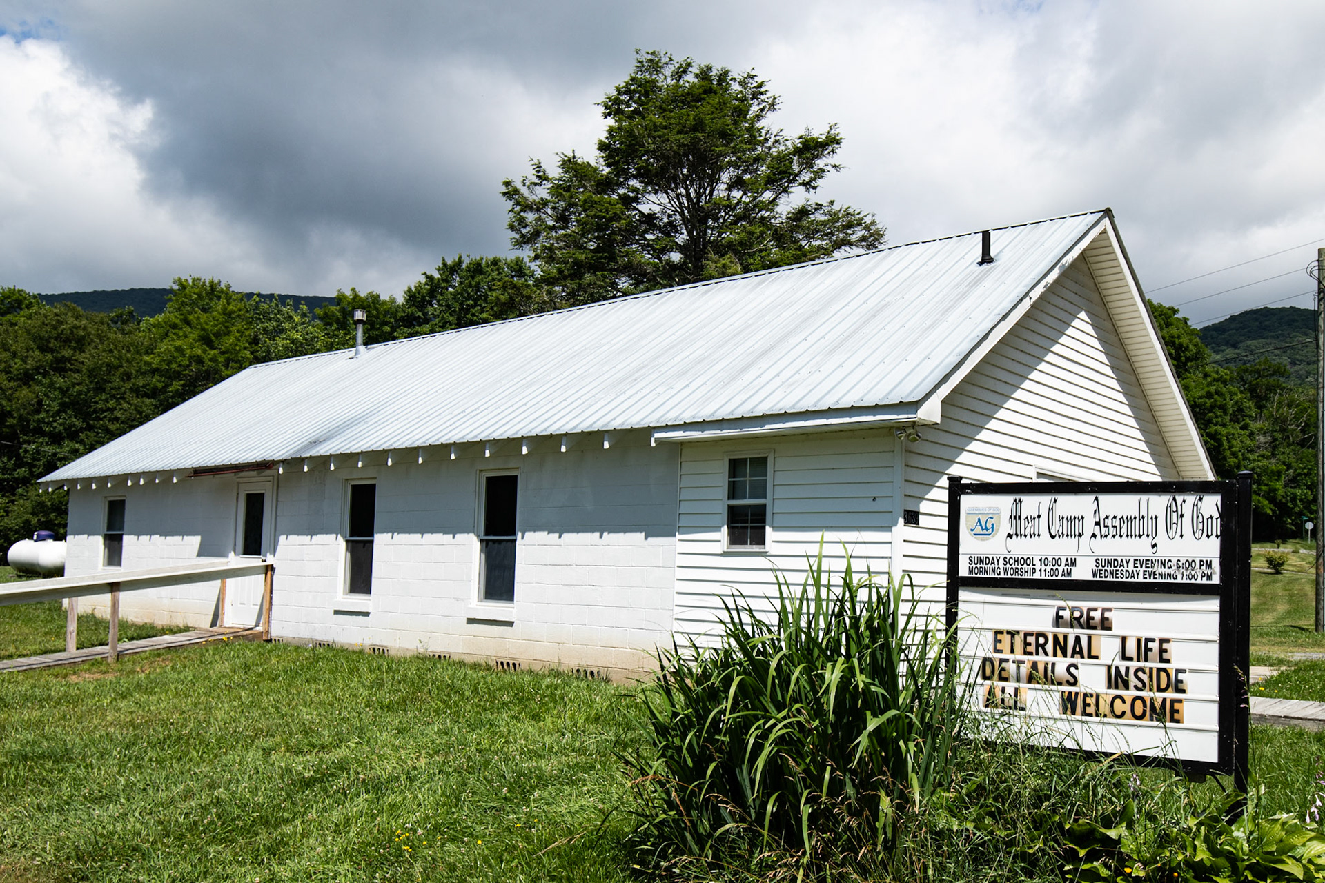 189-075 Meat Camp Assembly of God