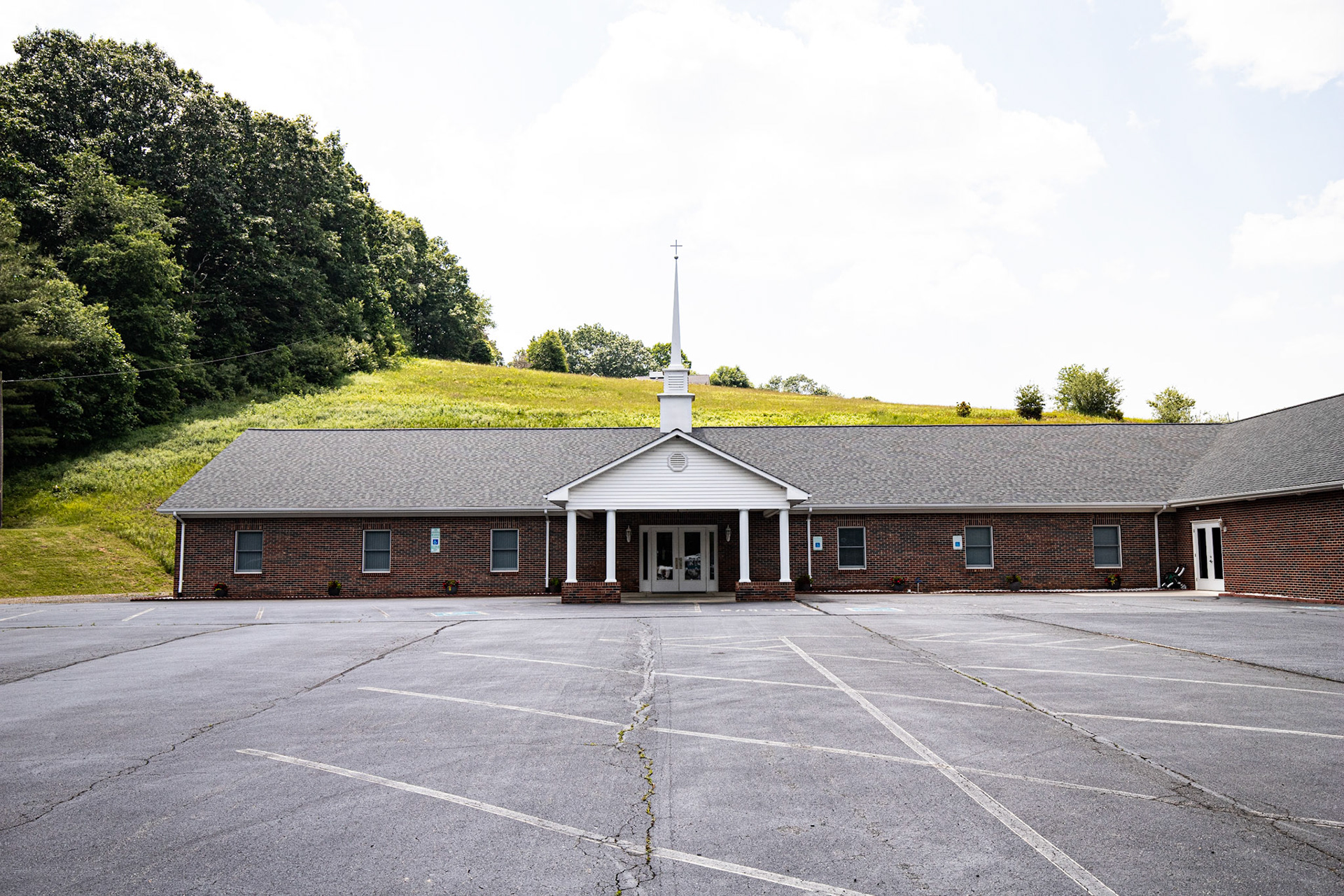 009-053 Mt Jefferson Baptist