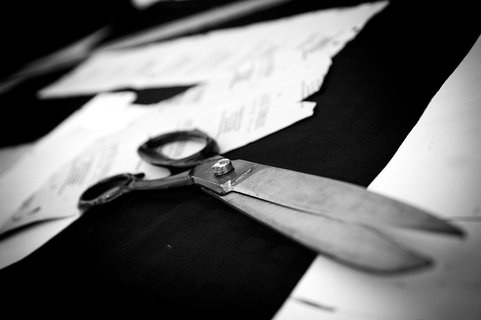 φωτογράφηση κοντινού πλάνου απο ψαλίδι atelier Μανωλόπουλου