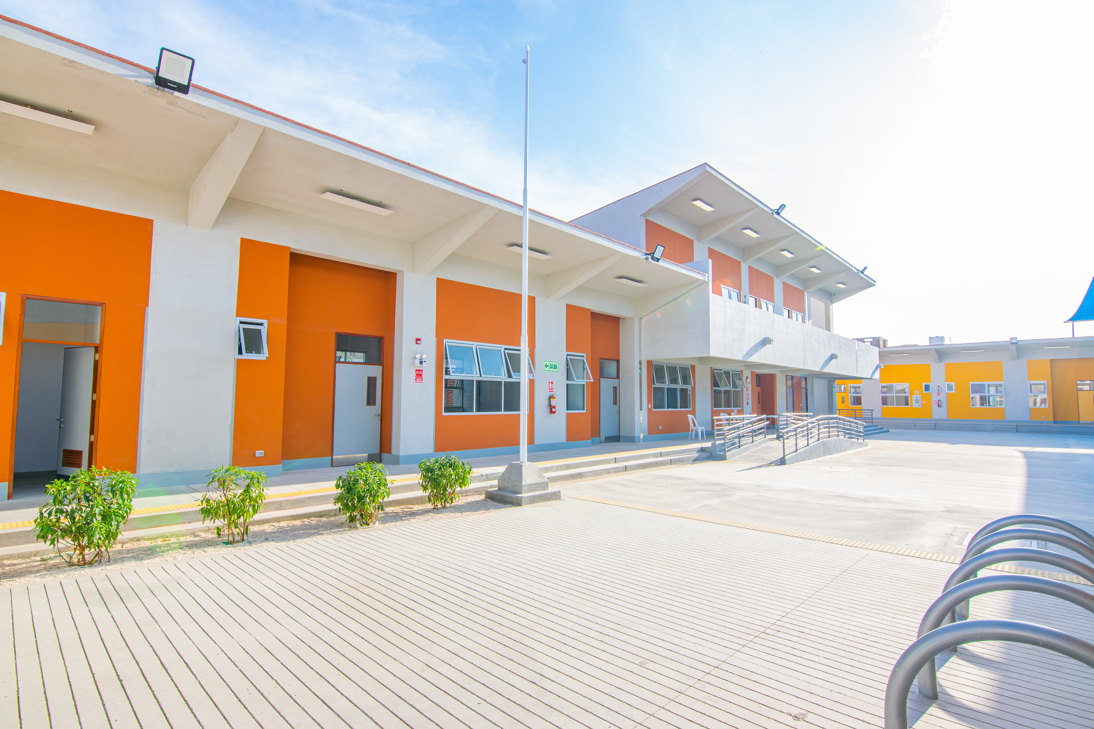 Inauguración Institución Educativa [Ancash]