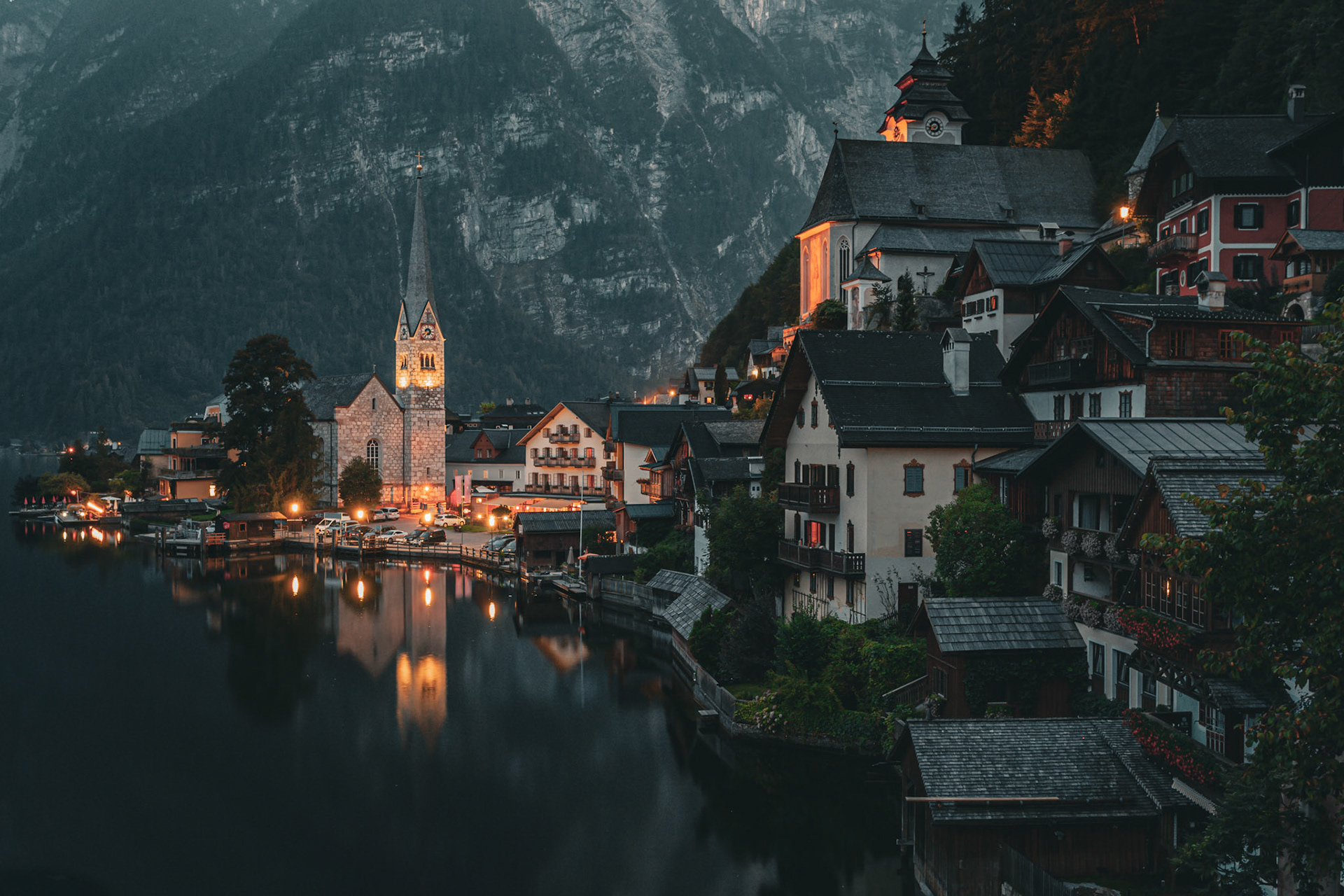 The sun sets over idyllic Hallstatt.