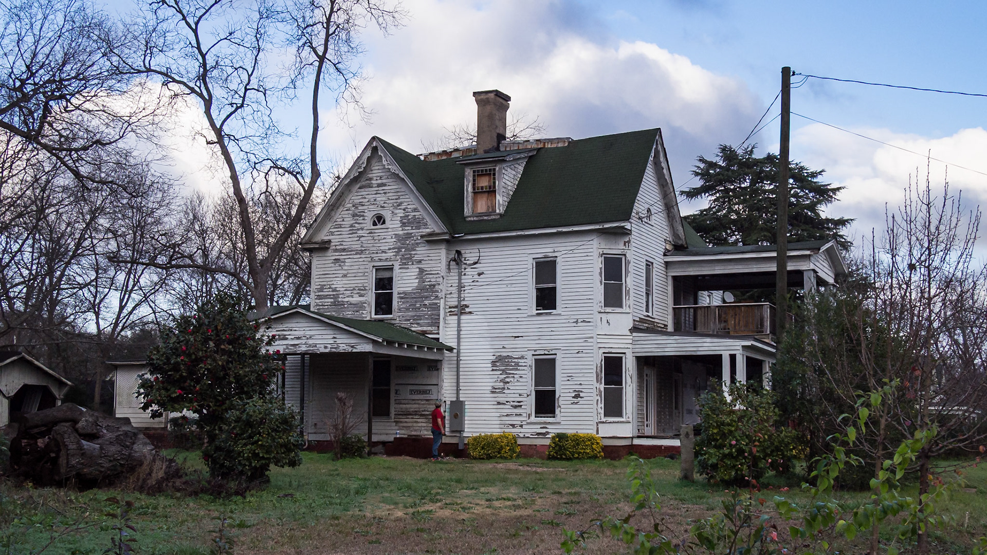 An older frame house in Woodbury, Georgia, in December 2015