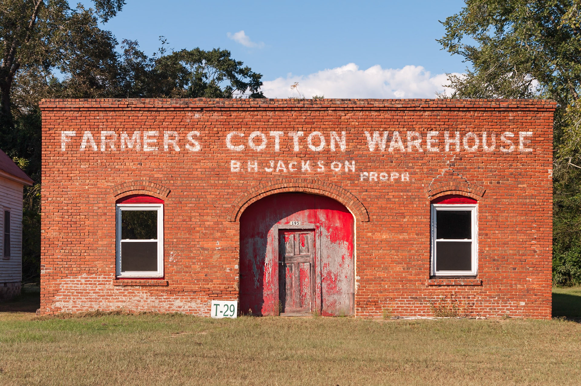 The Farmers Cotton Warehouse in Toomsboro, Georgia, photographed in September 2013