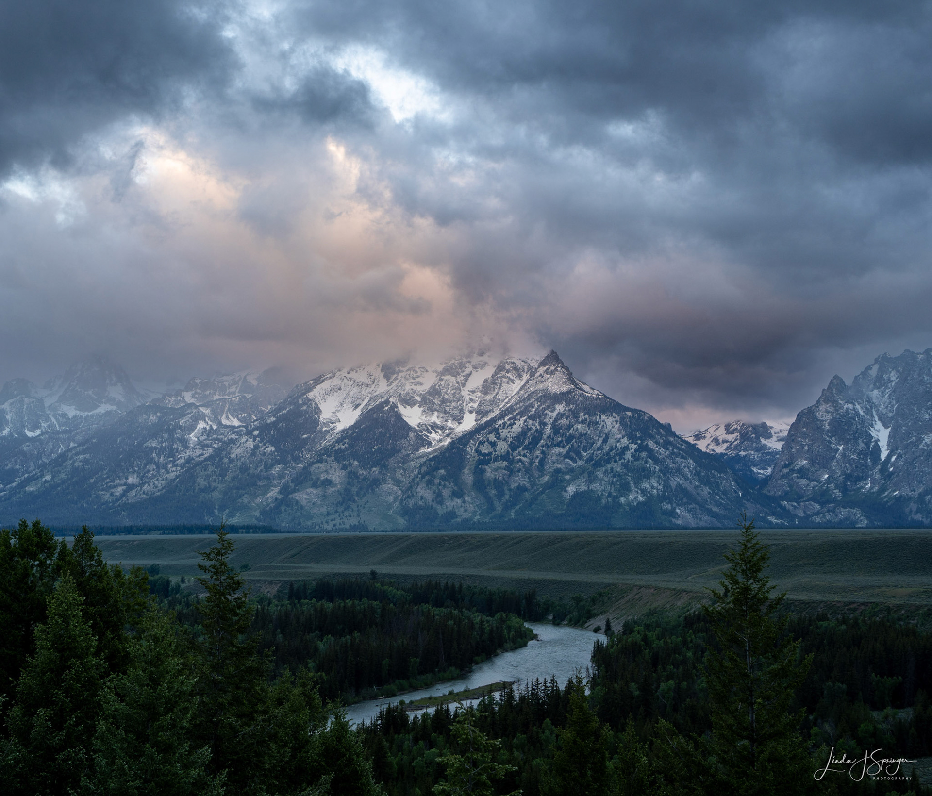 Sunrise at Snake River Overlook