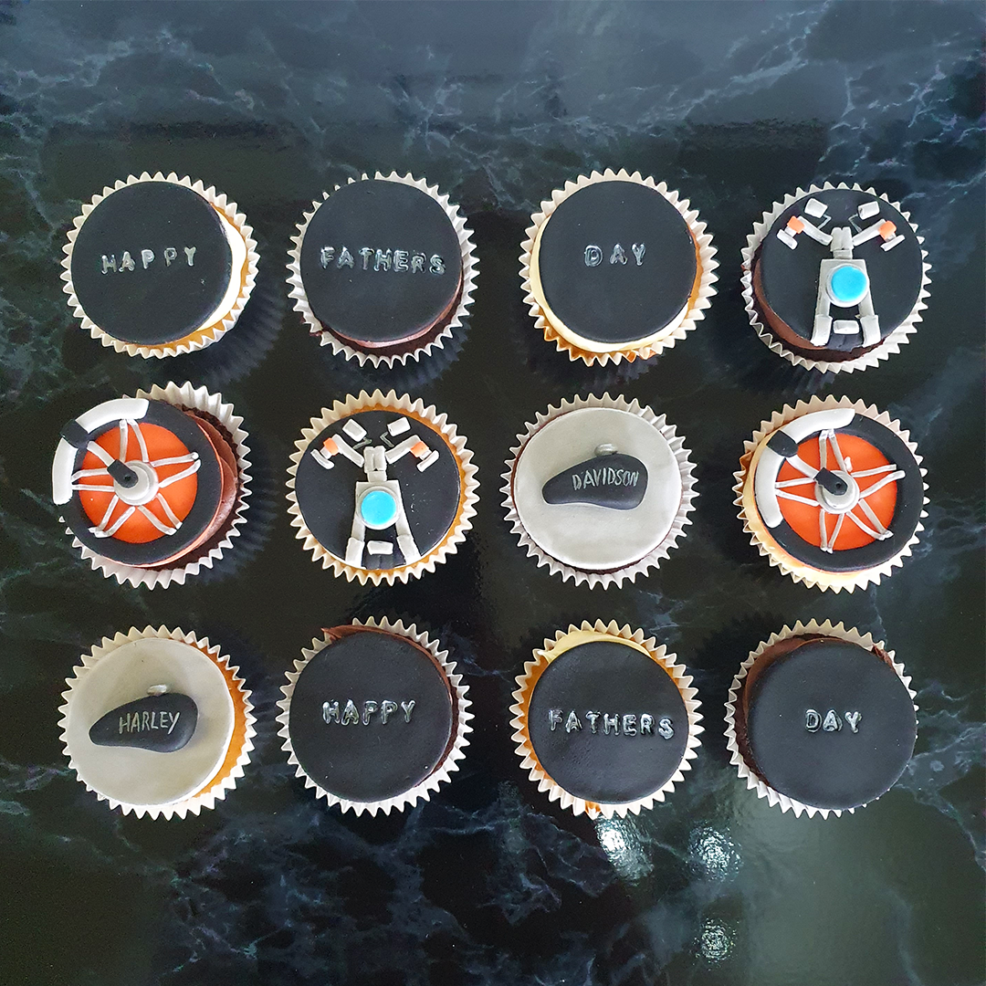 Harley Davidson Fondant Model Vanilla Father's Day Cupcakes