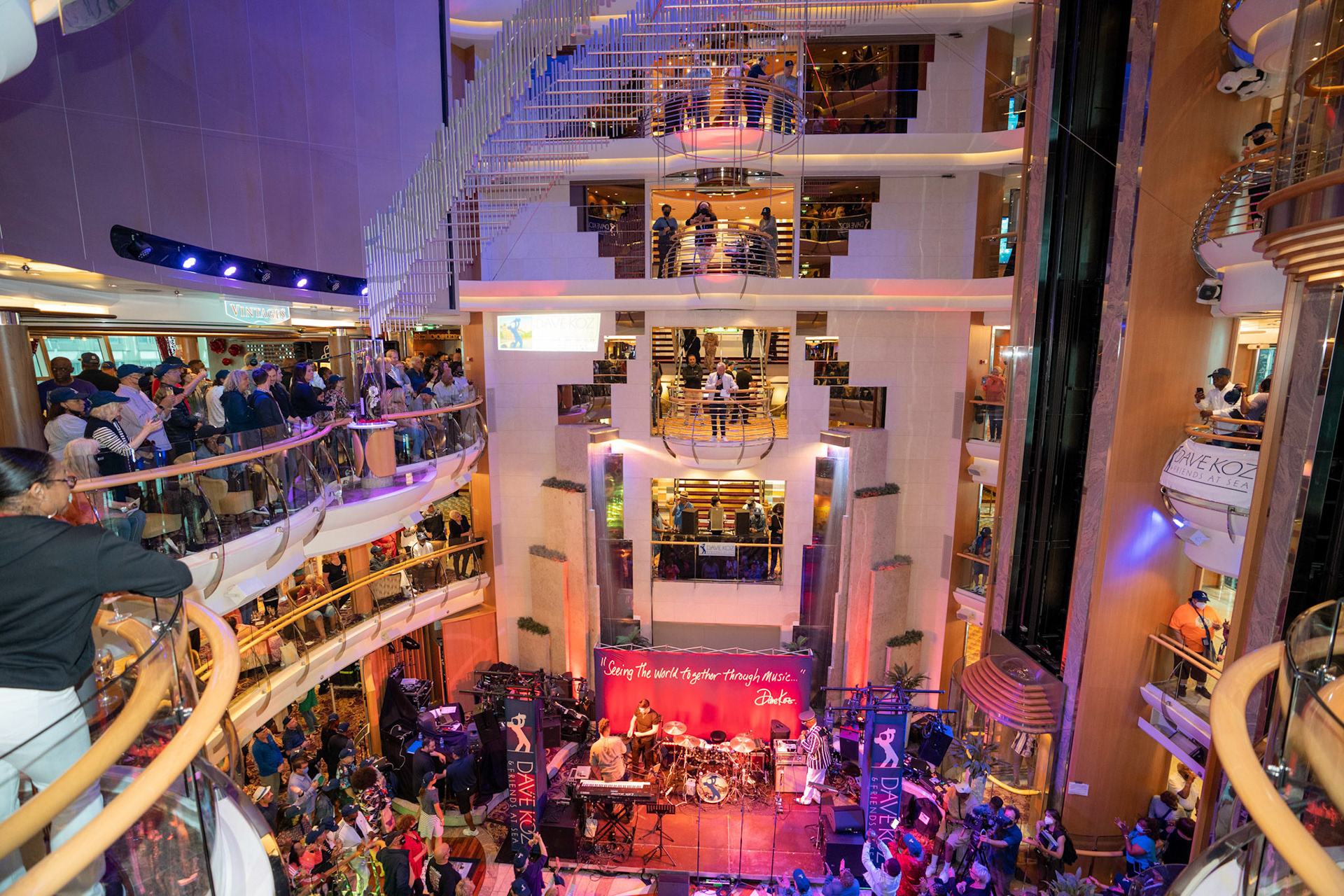 Dave Koz &amp; Friends at SeaAmsterdam and the British Isles