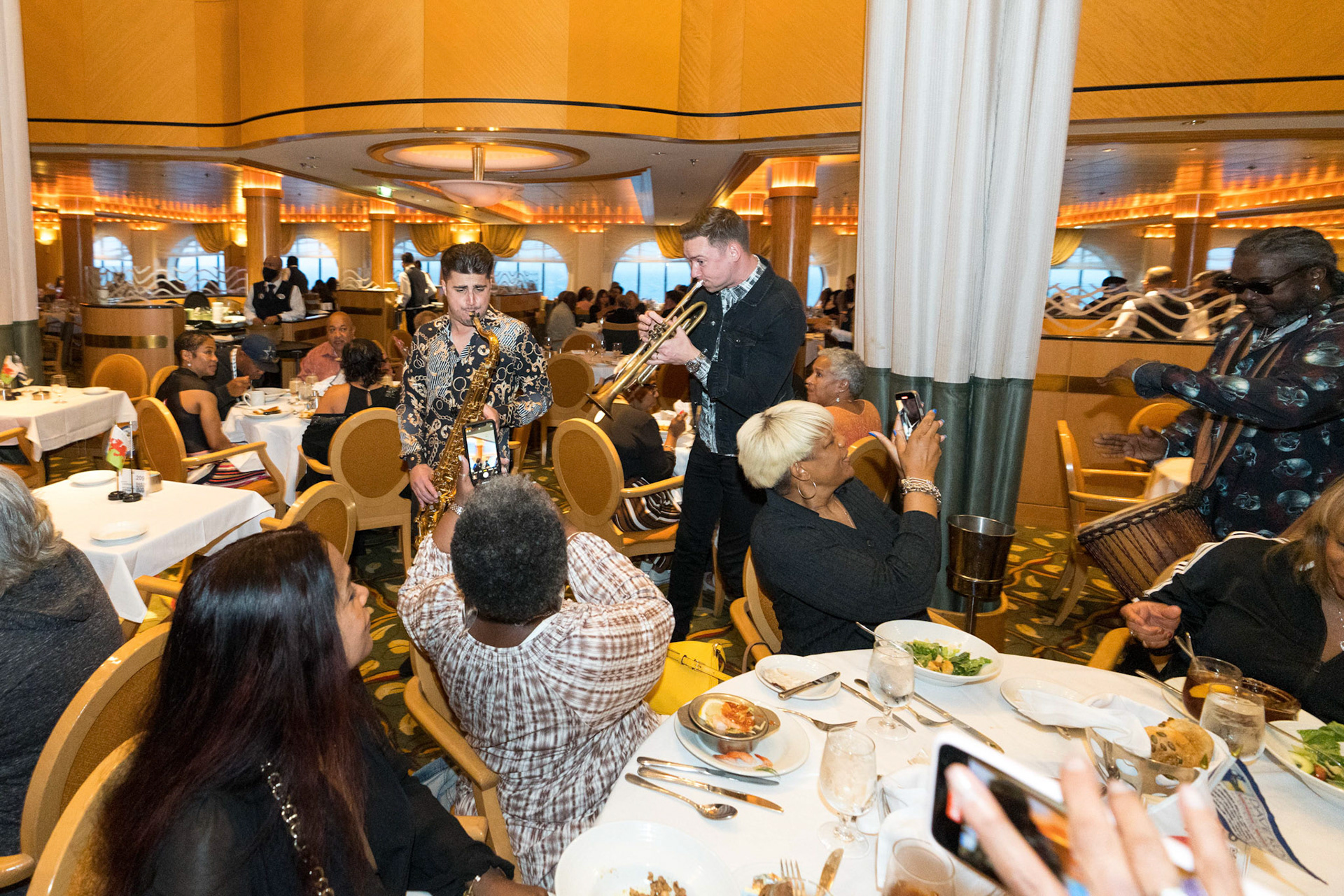 Dave Koz &amp; Friends at SeaAmsterdam and the British Isles