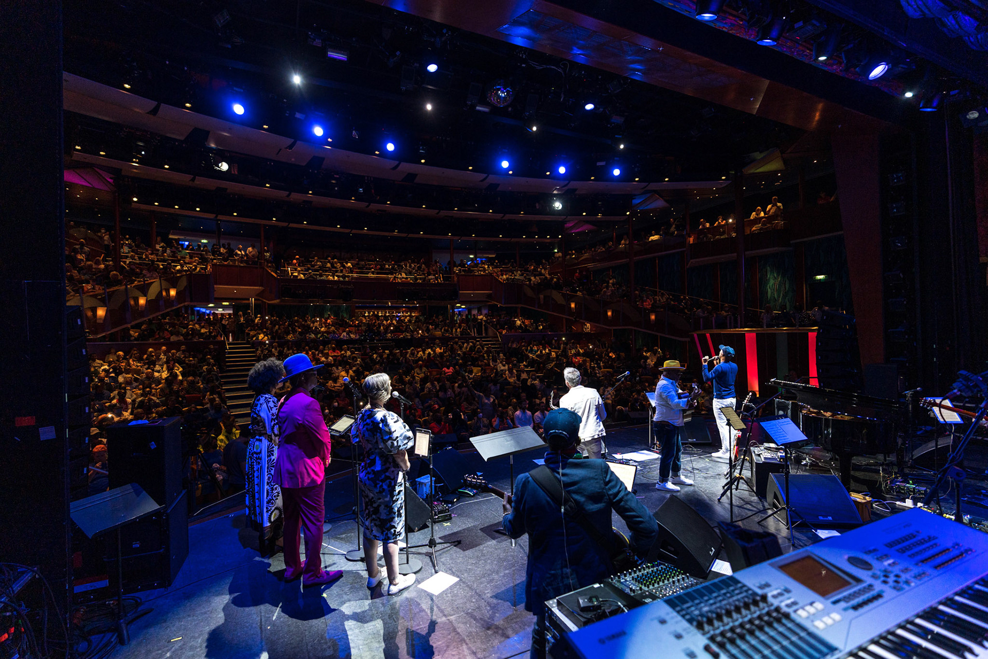 Dave Koz &amp; Friends at SeaAmsterdam and the British Isles