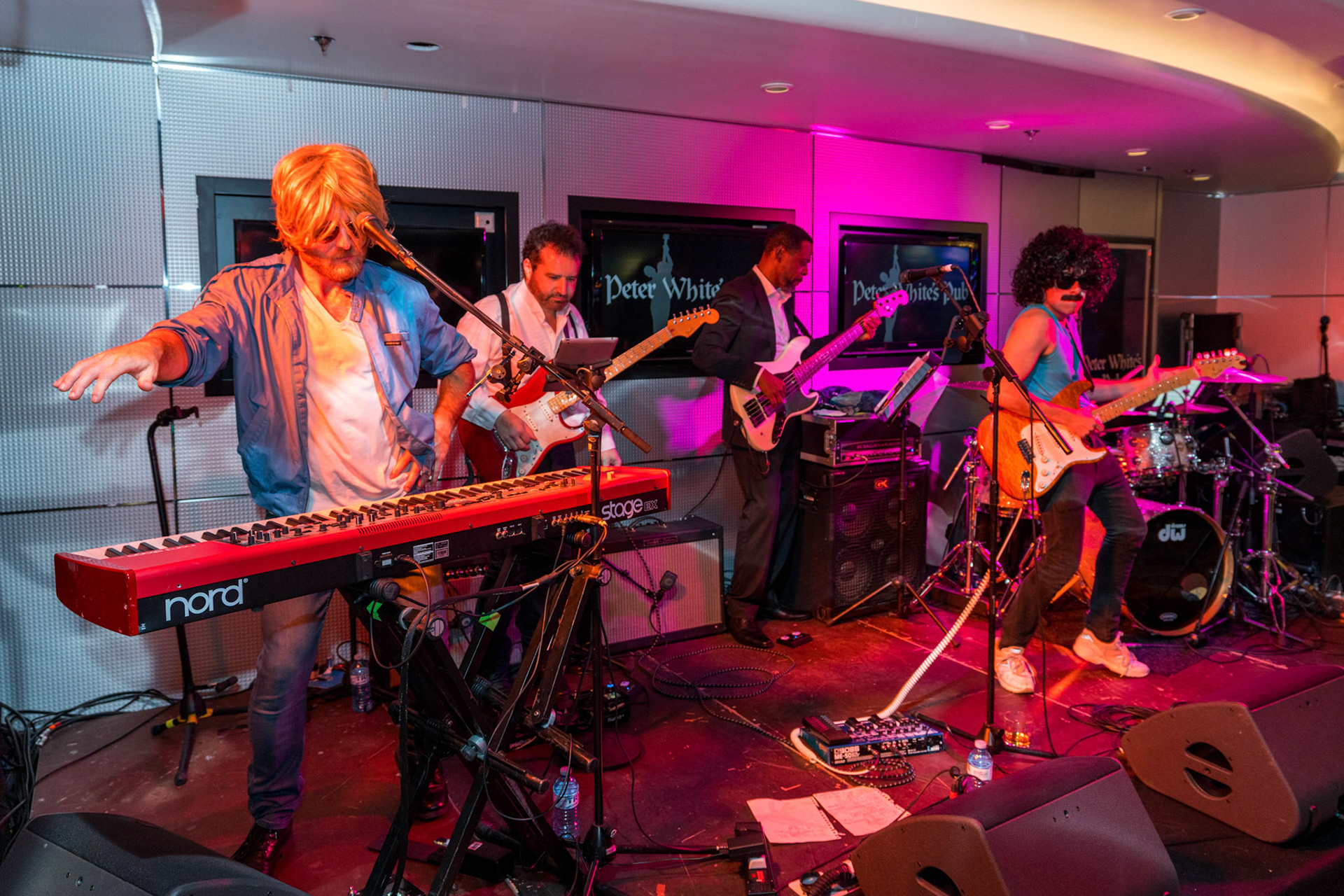 Dave Koz &amp; Friends at SeaAmsterdam and the British Isles