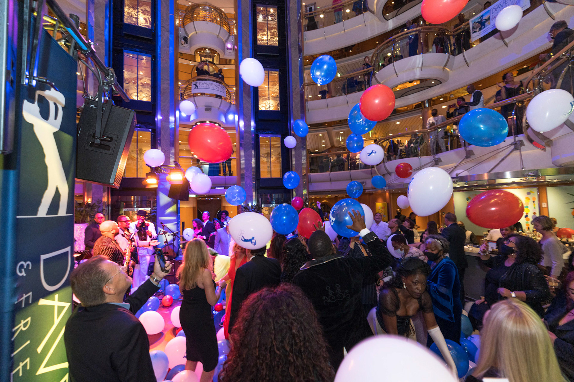 Dave Koz &amp; Friends at SeaAmsterdam and the British Isles