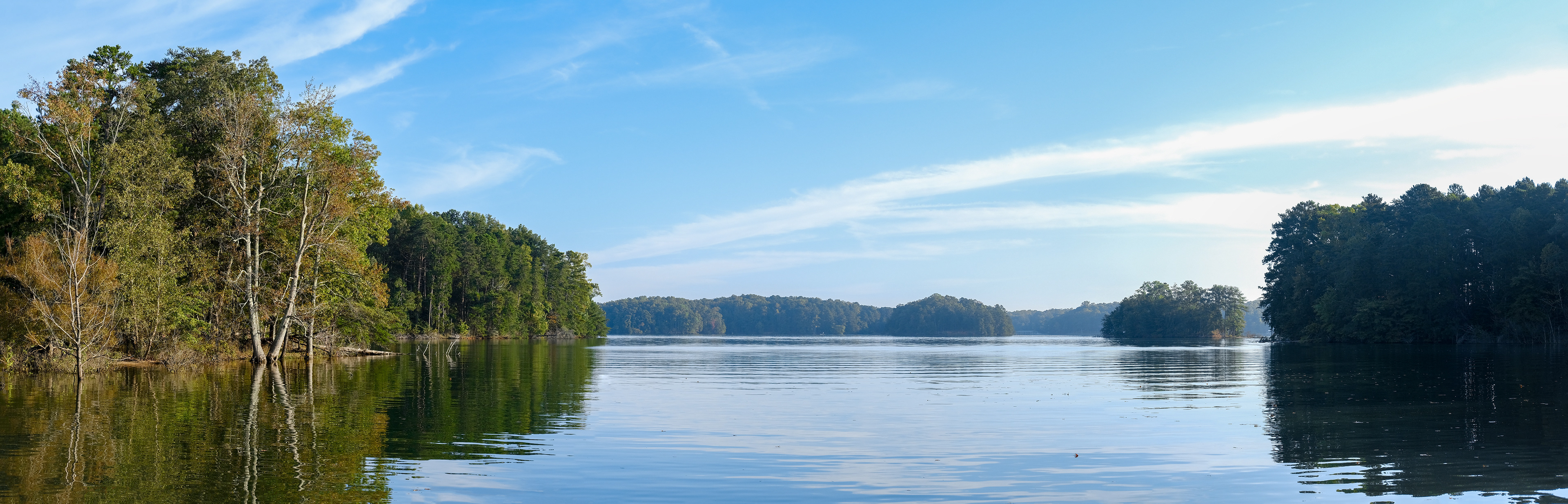 Panoramic stitch of Lake Lanier in autumn