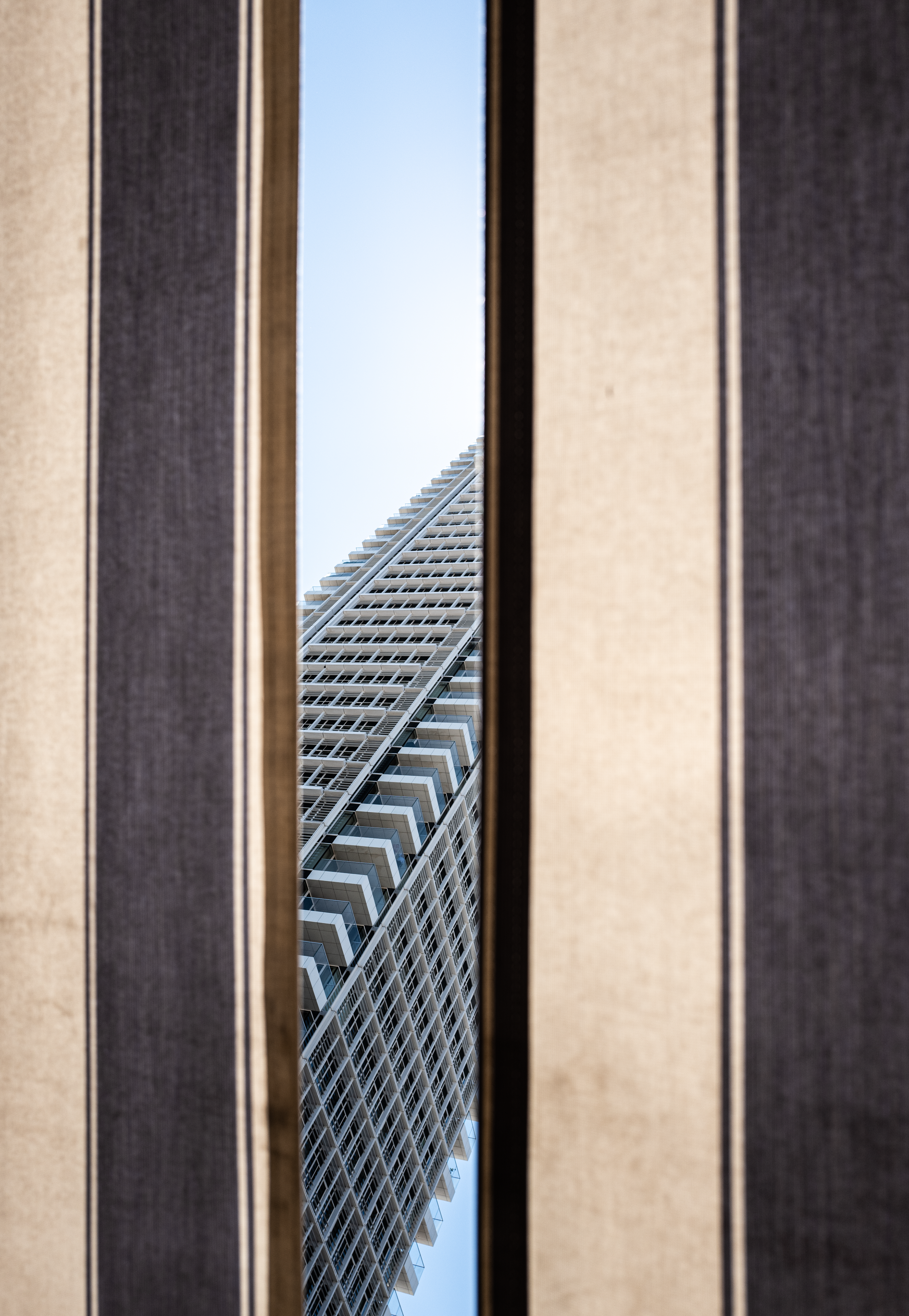 TEL AVIV 18