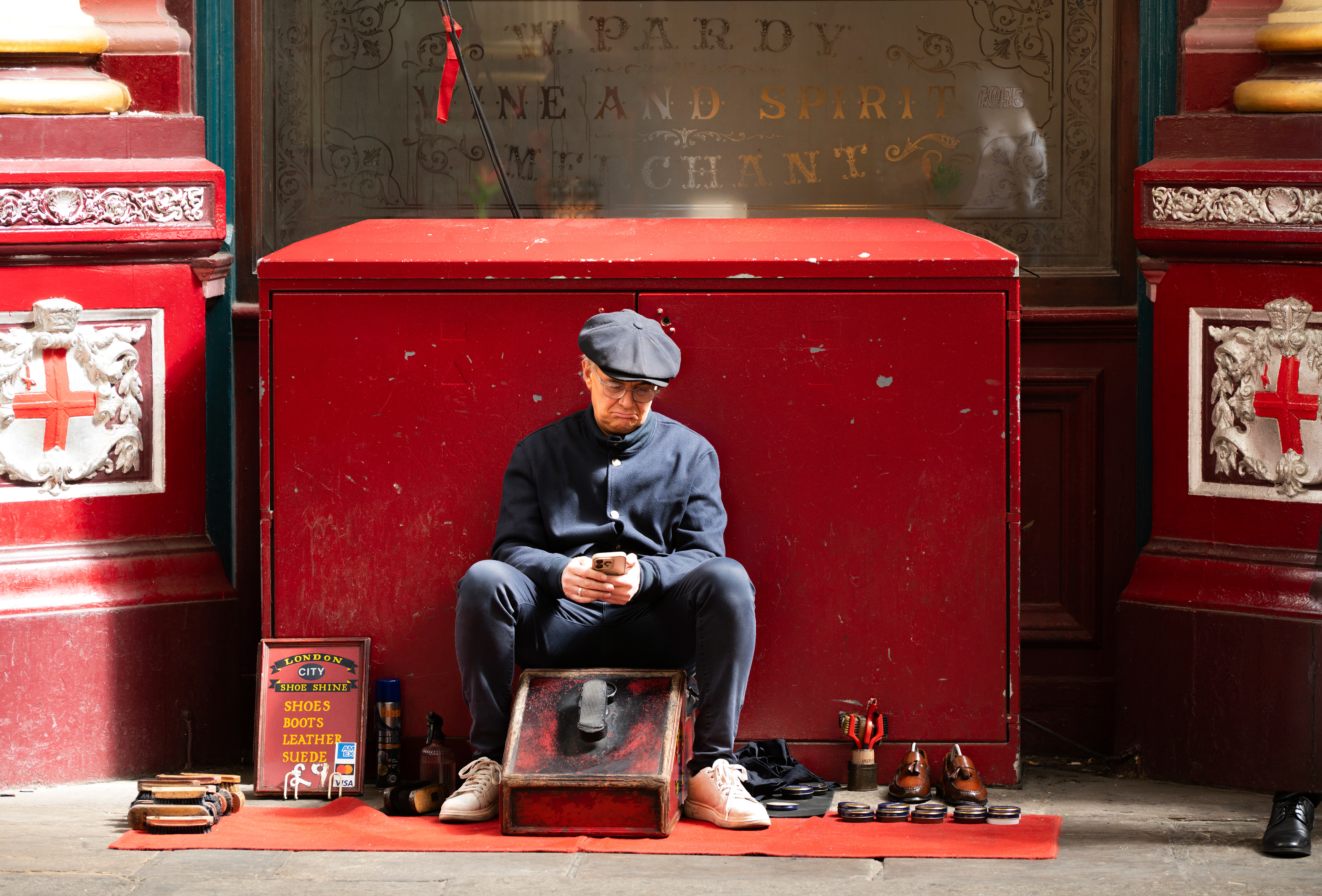 Shoe-shine man, Leadenhall Market