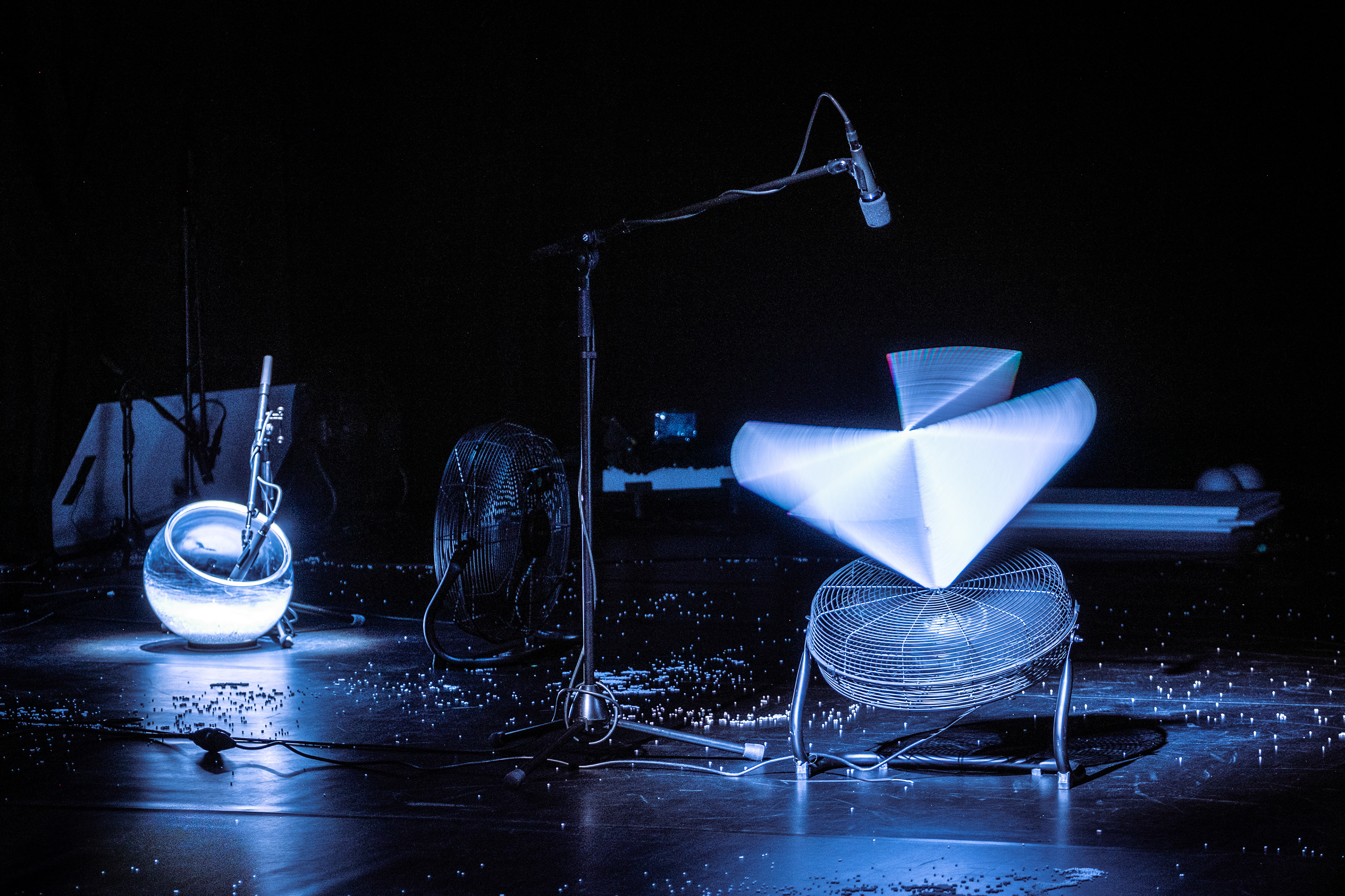 Andrea Salustri: Materia