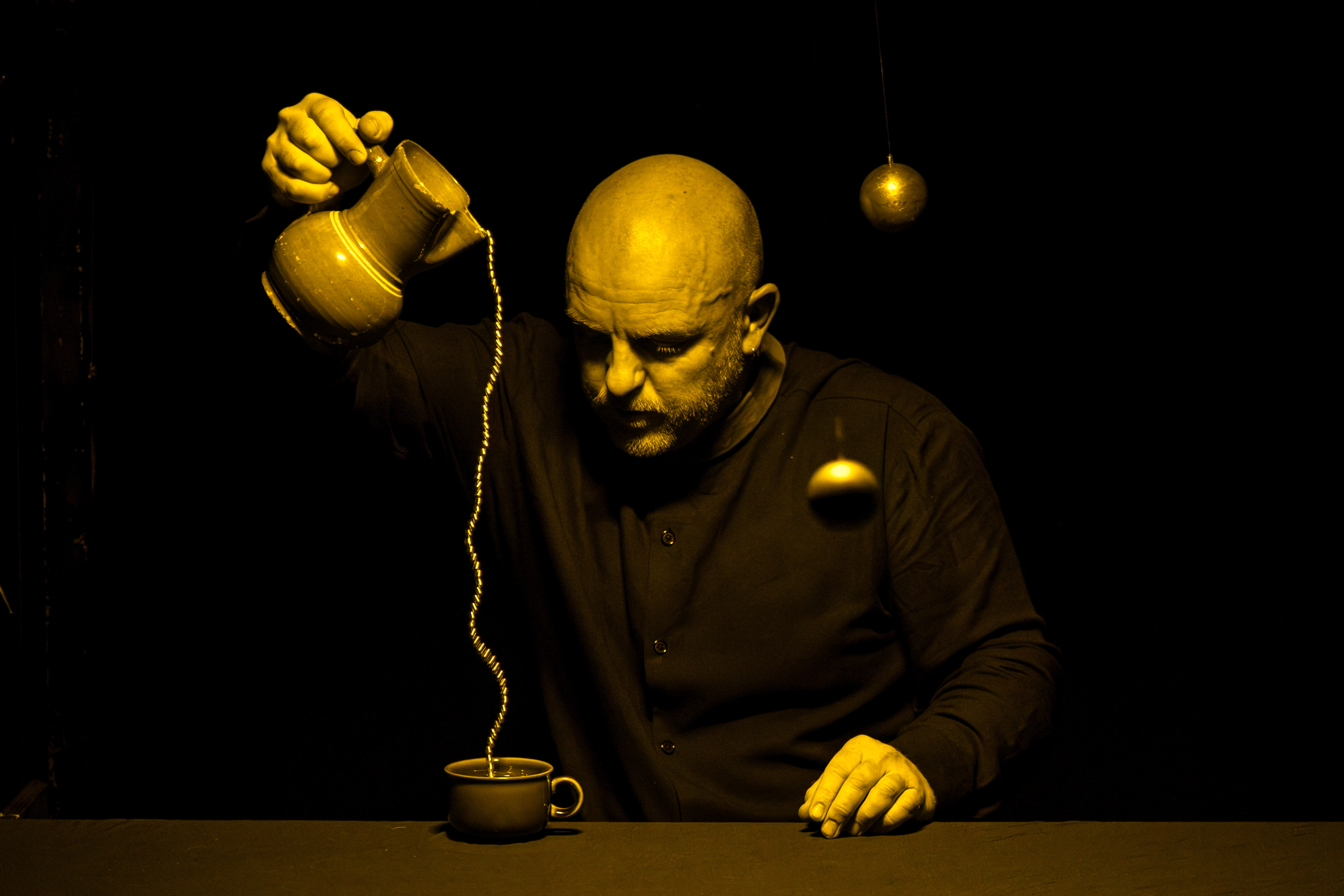 Cie Modo Grosso — Tout Rien