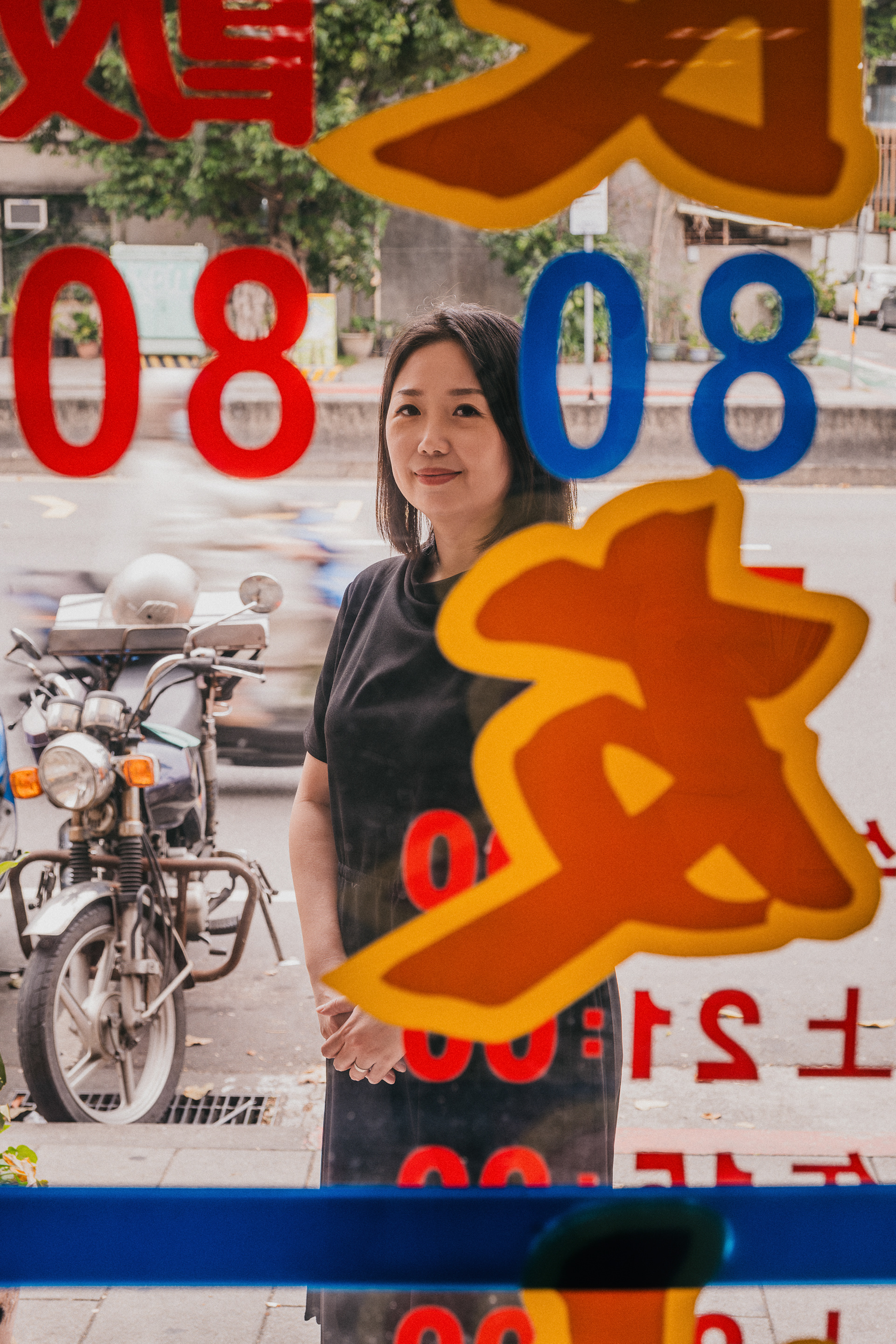 洪愛珠 (Hung Ai-Chu)