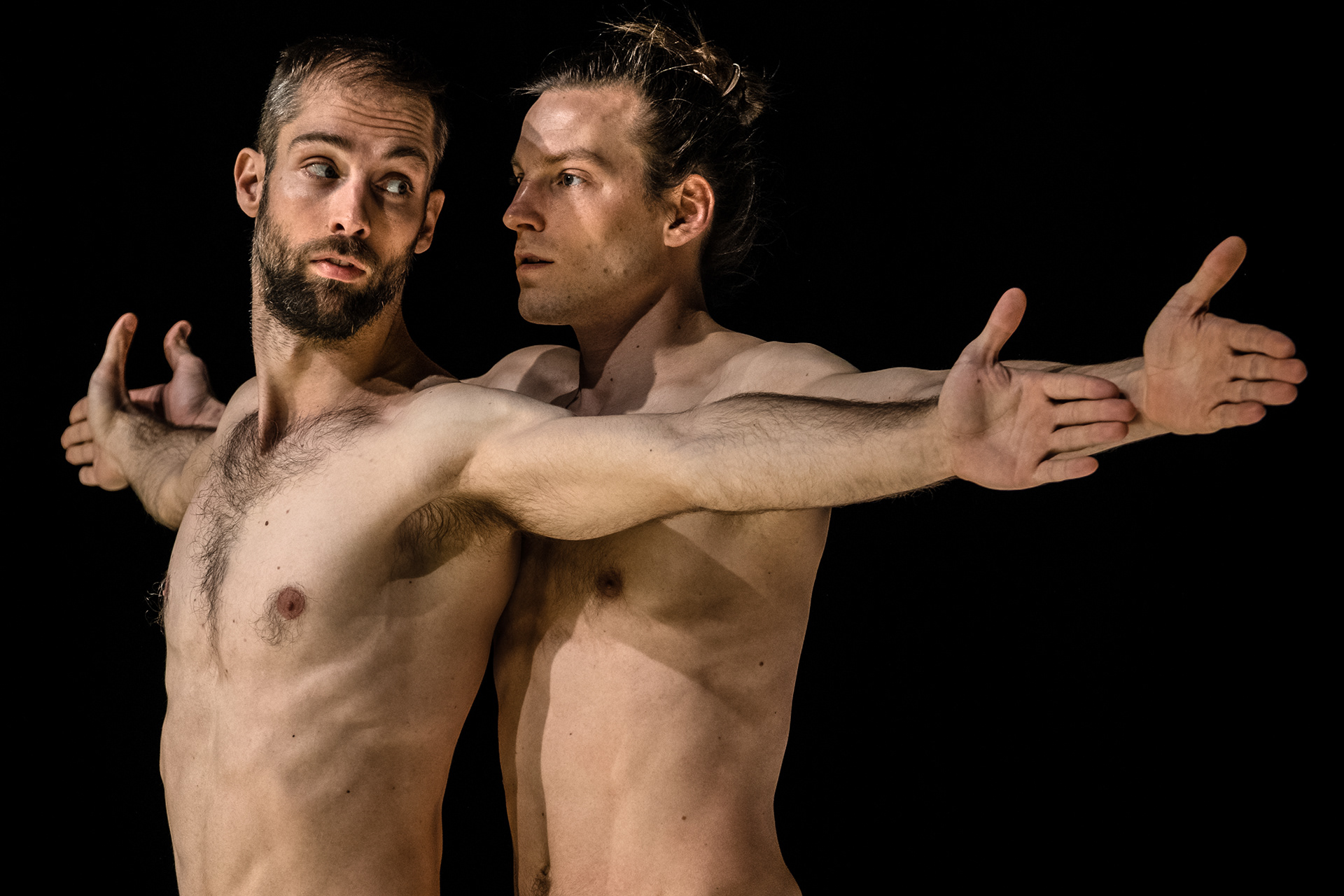 Alexander Vantournhout & Axel Guérin: Through the Grapevine