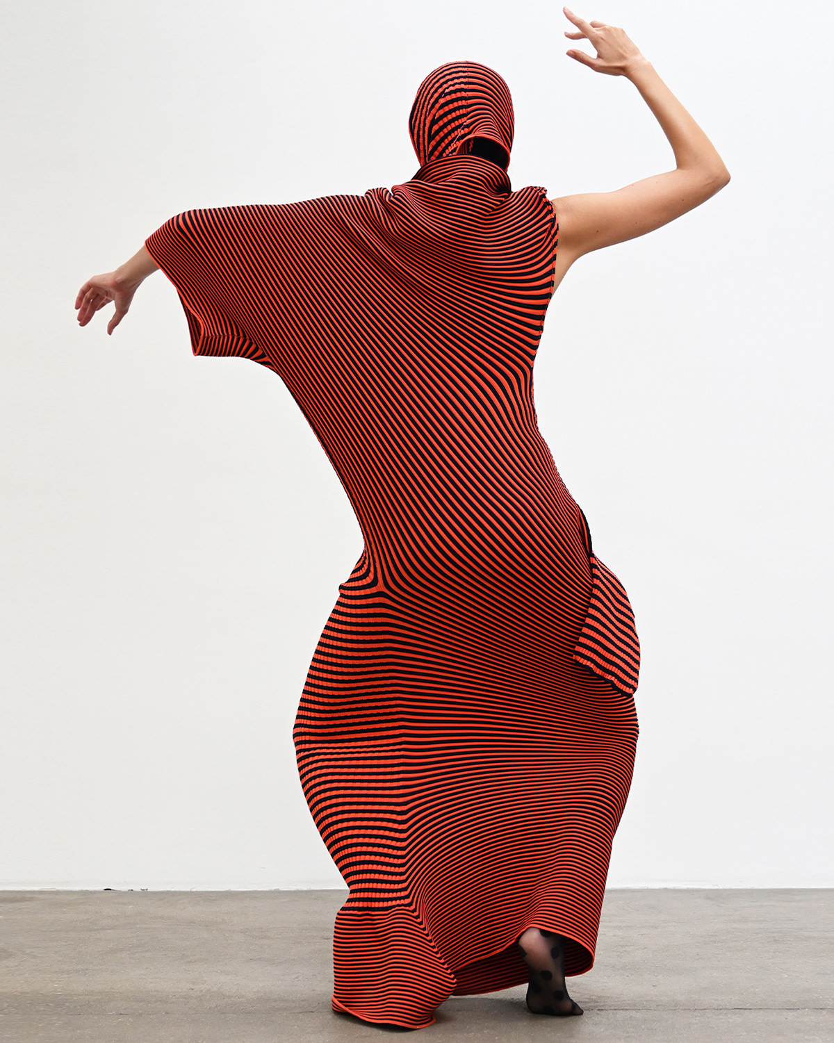 PLAY by Isabelle Wenzel Anita Szymczak and Glorietta Reantaso