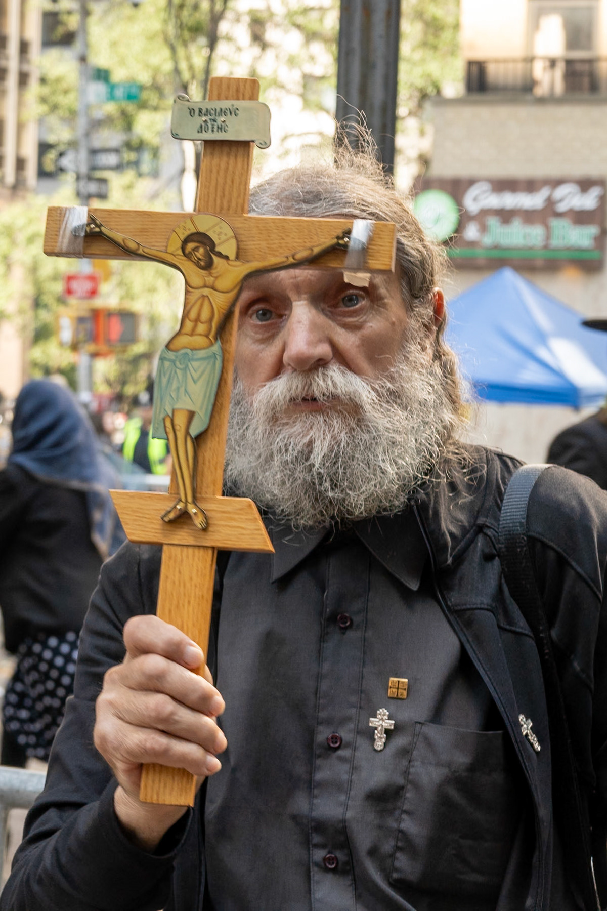 A call for peace and repentance amidst the chaos.