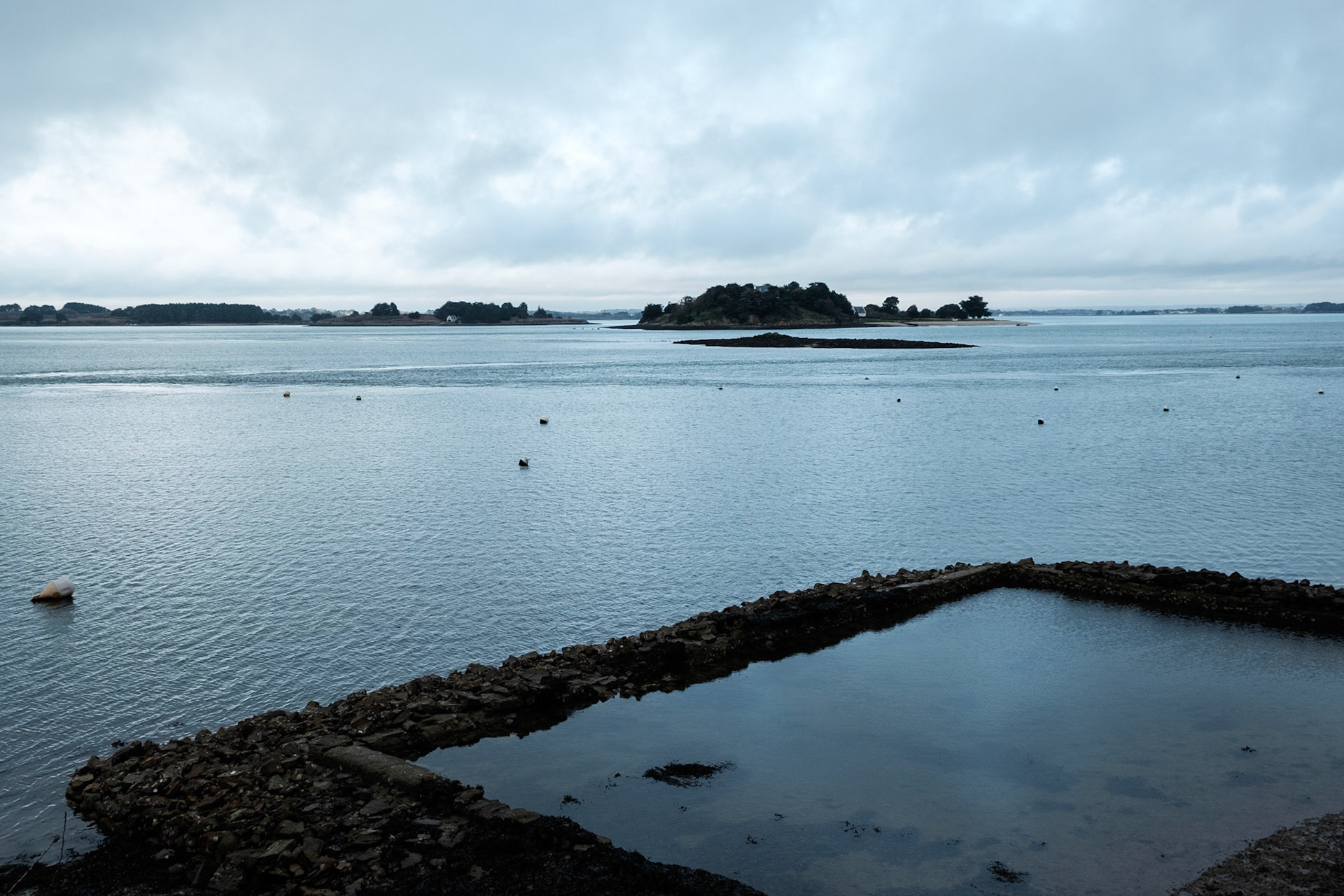 Paysages du Golf de Morbihan, Bretagne, France.