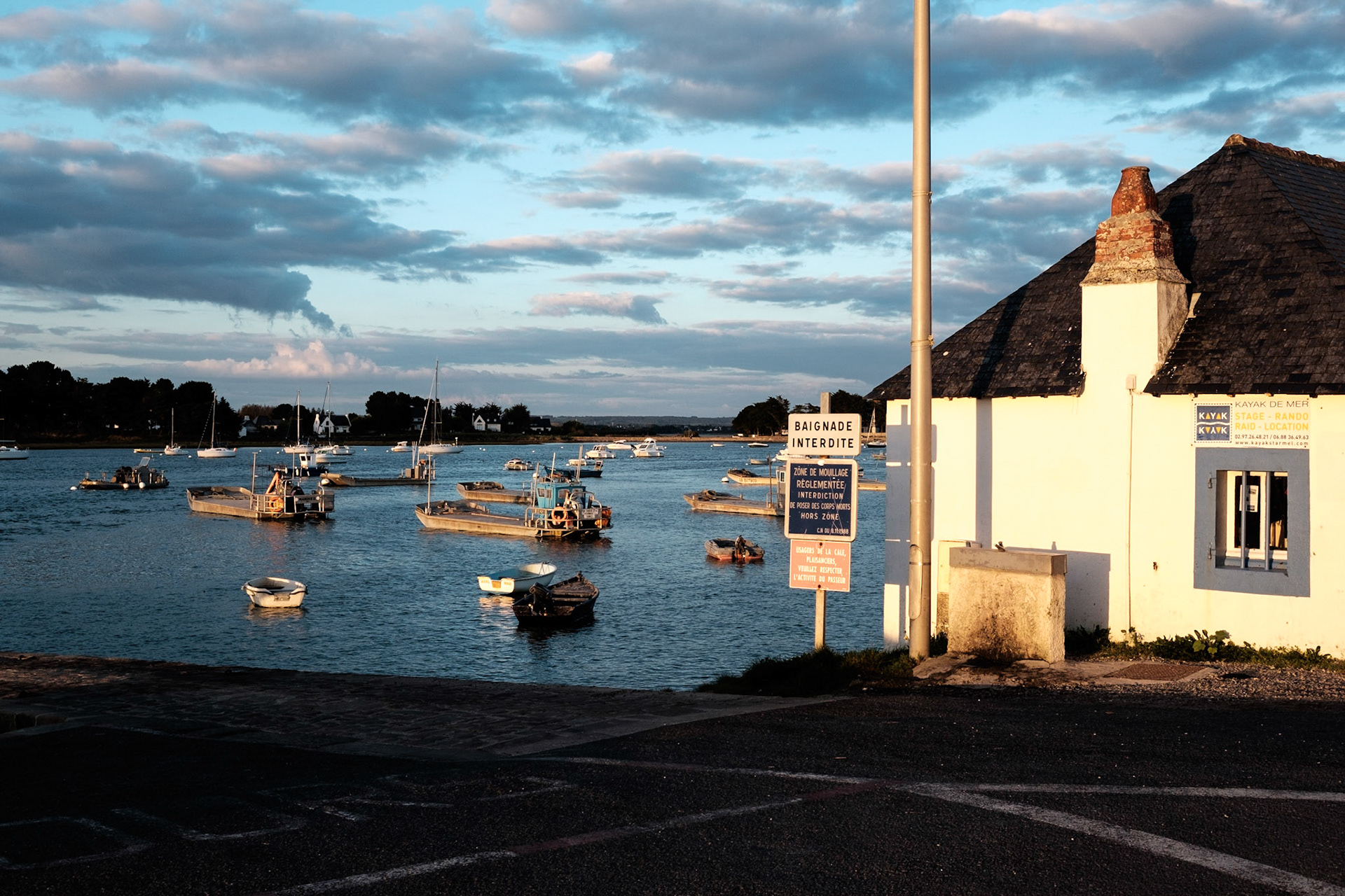 Paysages du Golf de Morbihan, Bretagne, France.