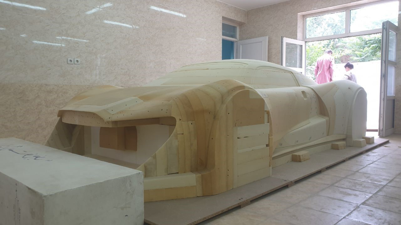 Over 100 pieces of foam come together, preparing Simurgh for the next step.