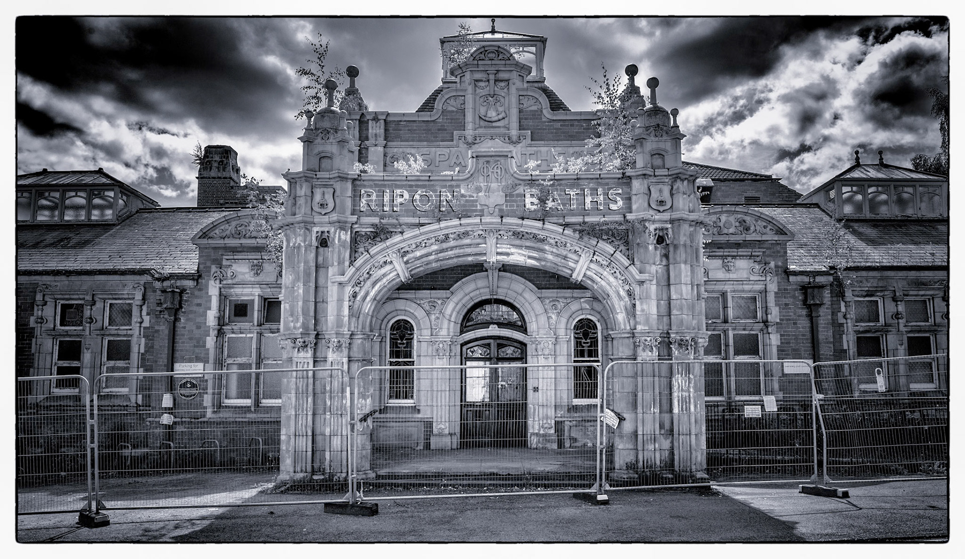 Ripon baths in Black & White 2024