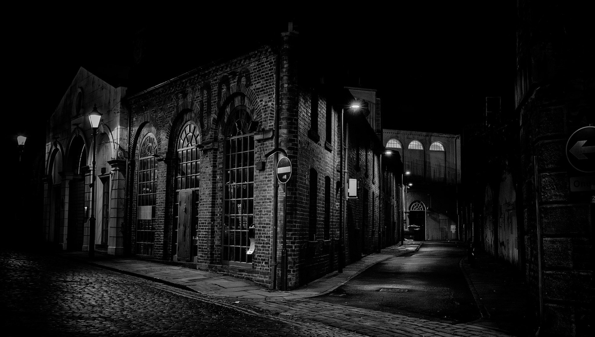 Black & White Leeds 23 by Andy Ainsworth