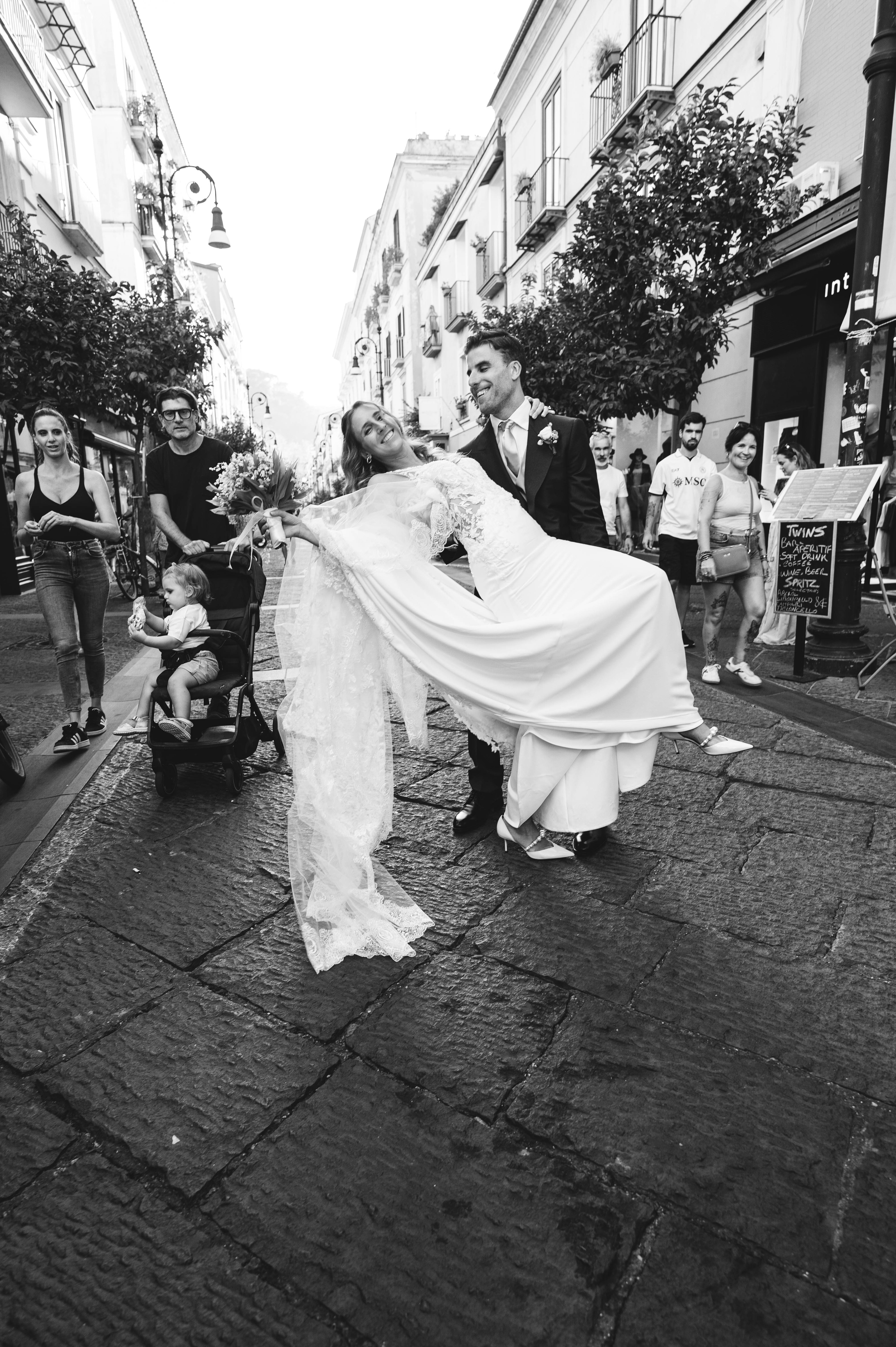 wedding luxury in Sorrento Coast  Grand Hotel Excelsior Vittoriawedding photography