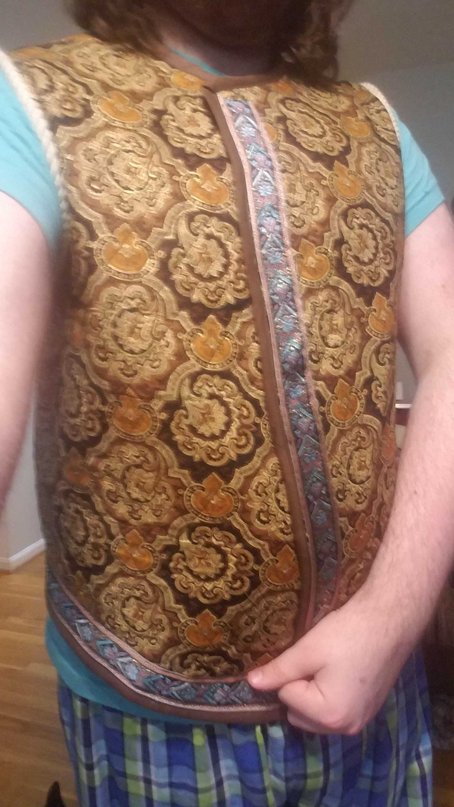 Costume planning with Quinton Reviews
