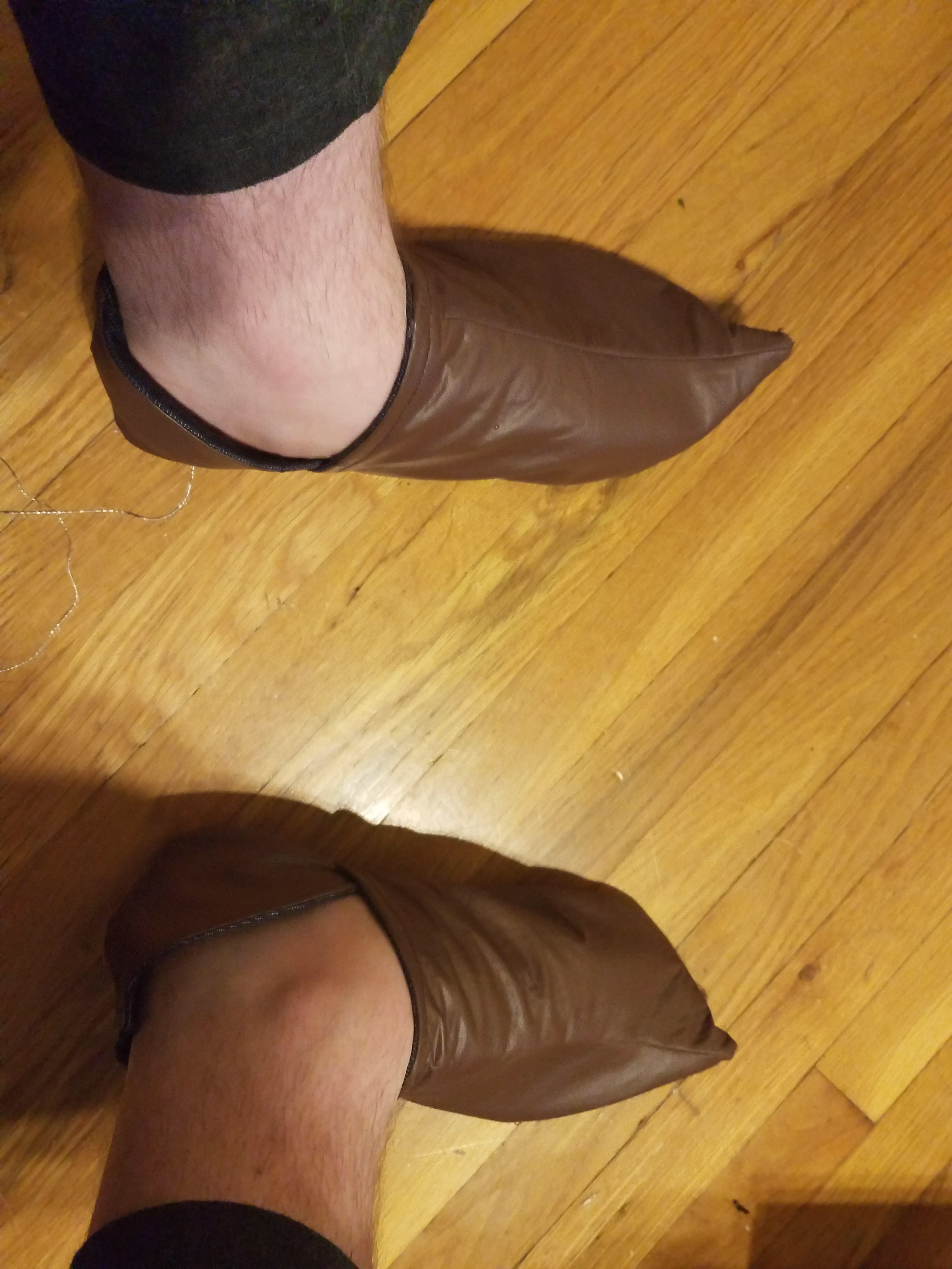 Costume planning with Quinton Reviews