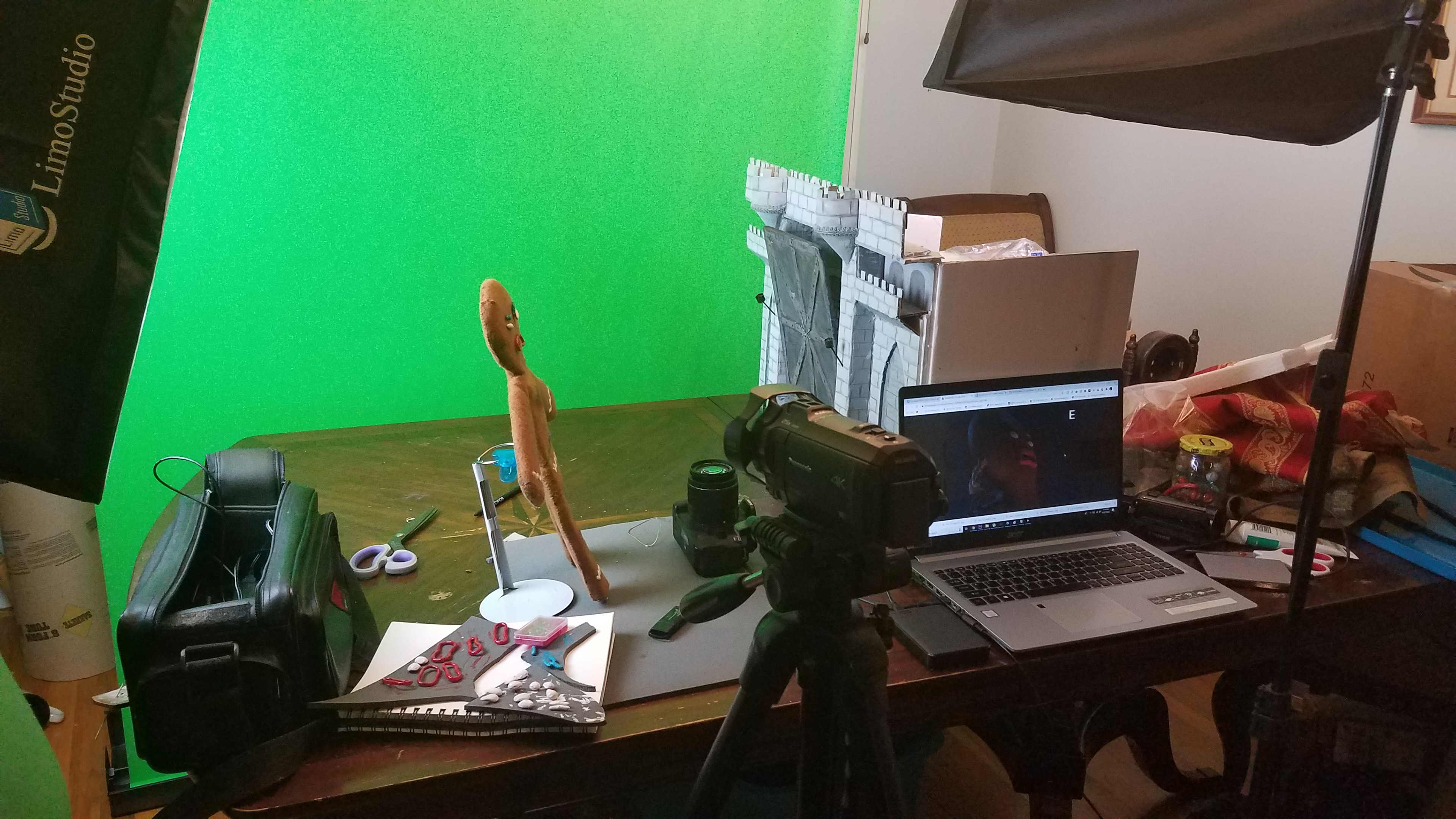 Behind the scenes with Quinton Reviews
