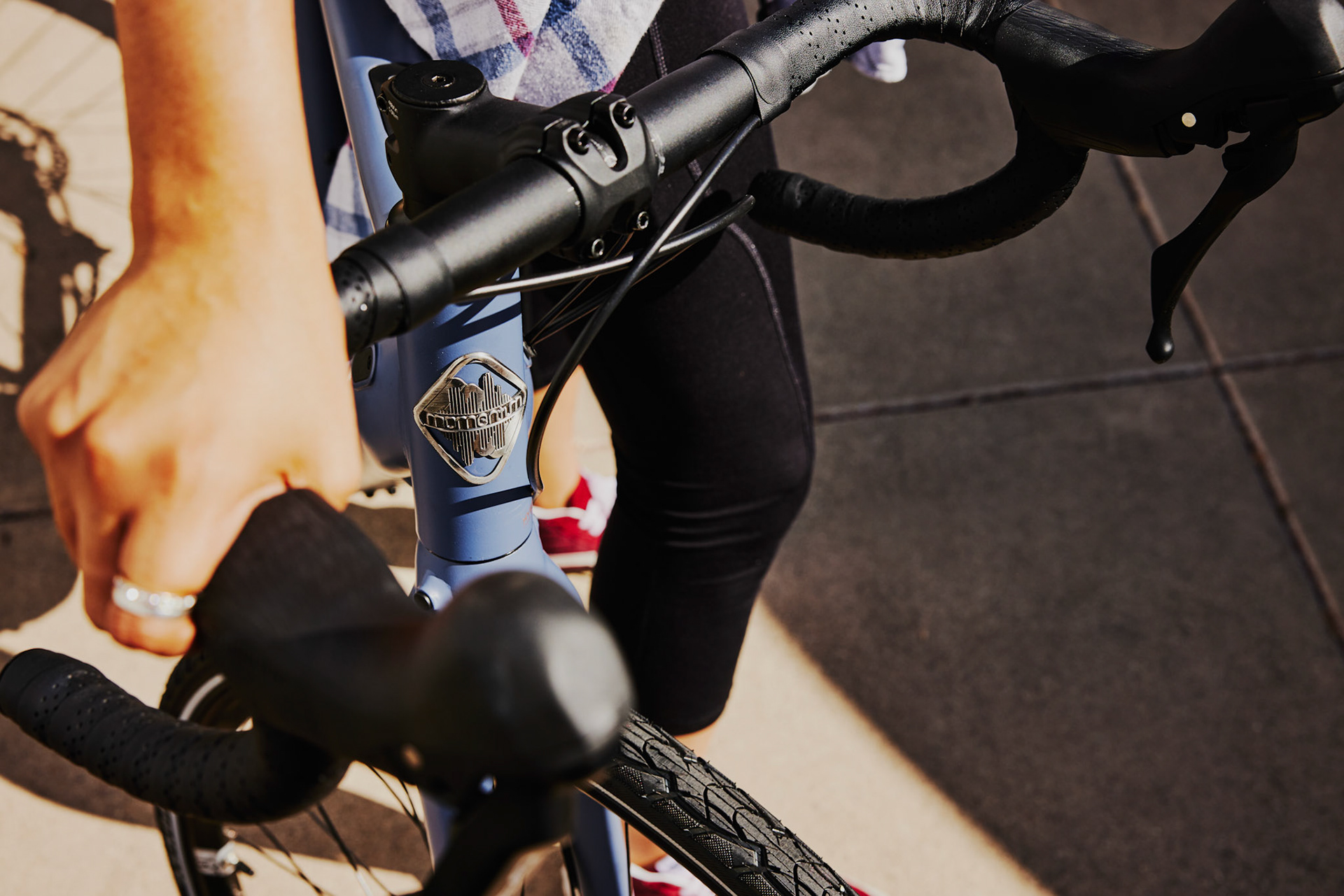 Momentum Outdoor Shoot