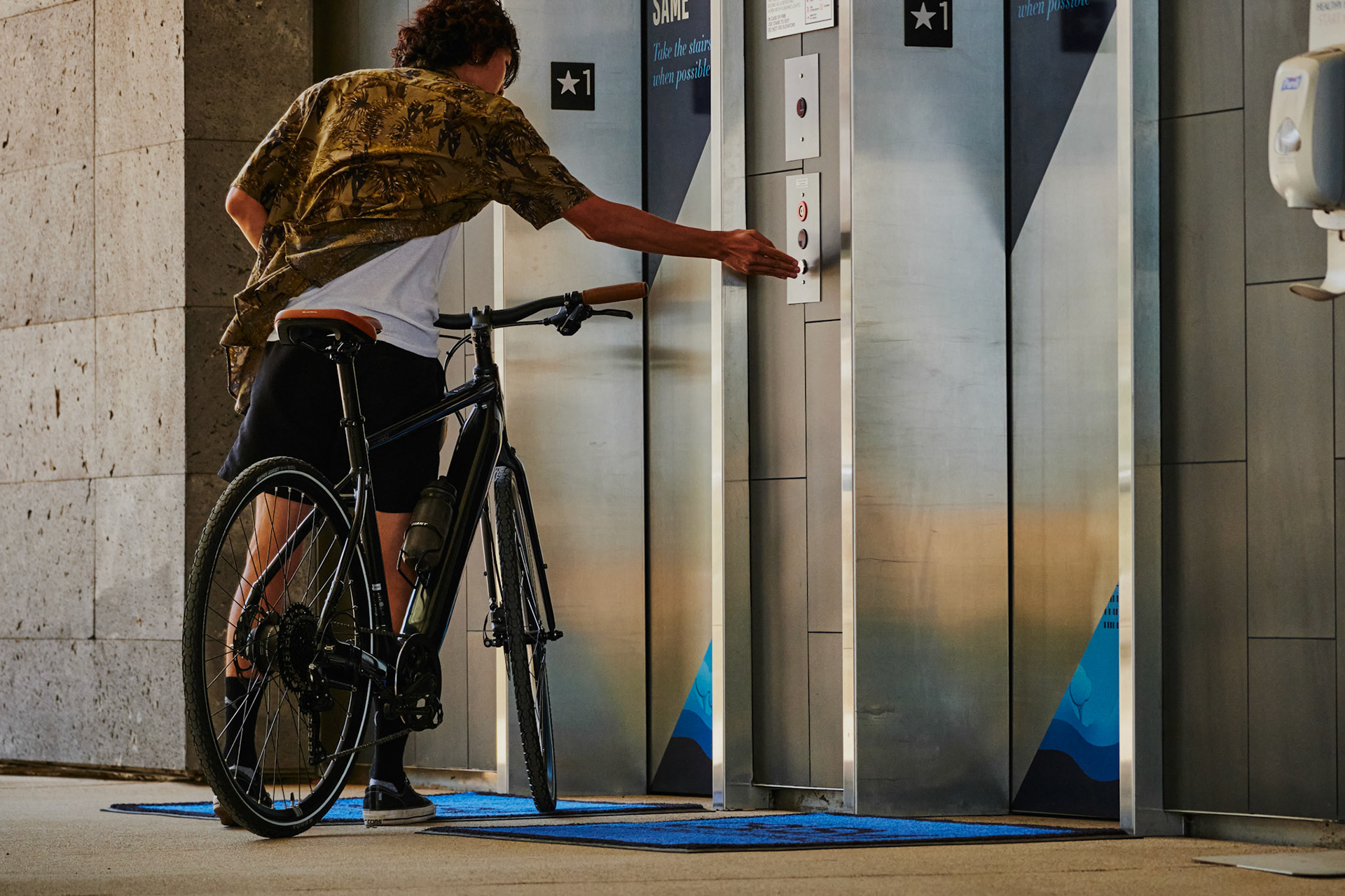 Momentum Outdoor Shoot