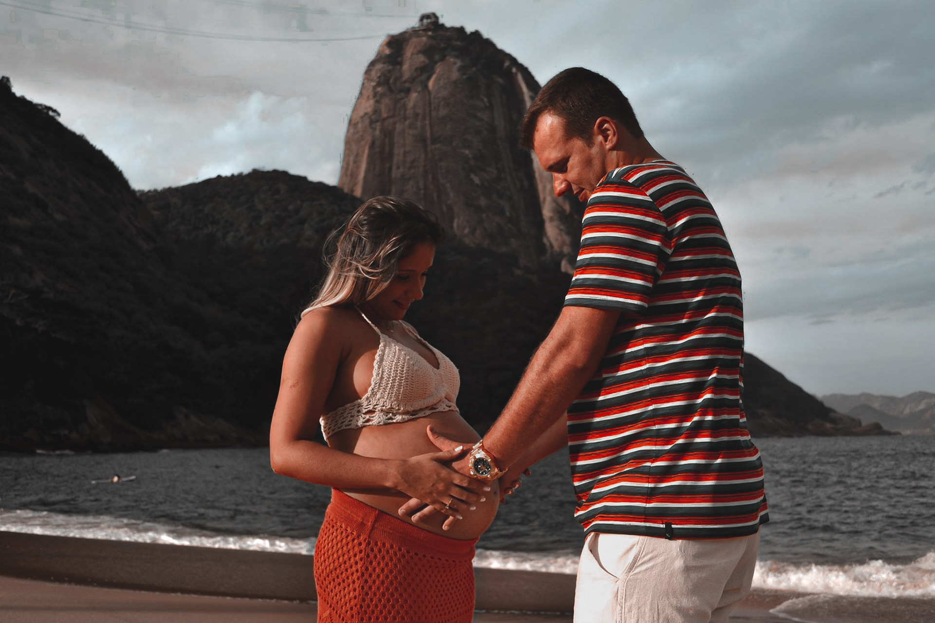 Pregnancy photoshoot - Priscilla & Tadeu, Rio de Janeiro - Brazil 2015