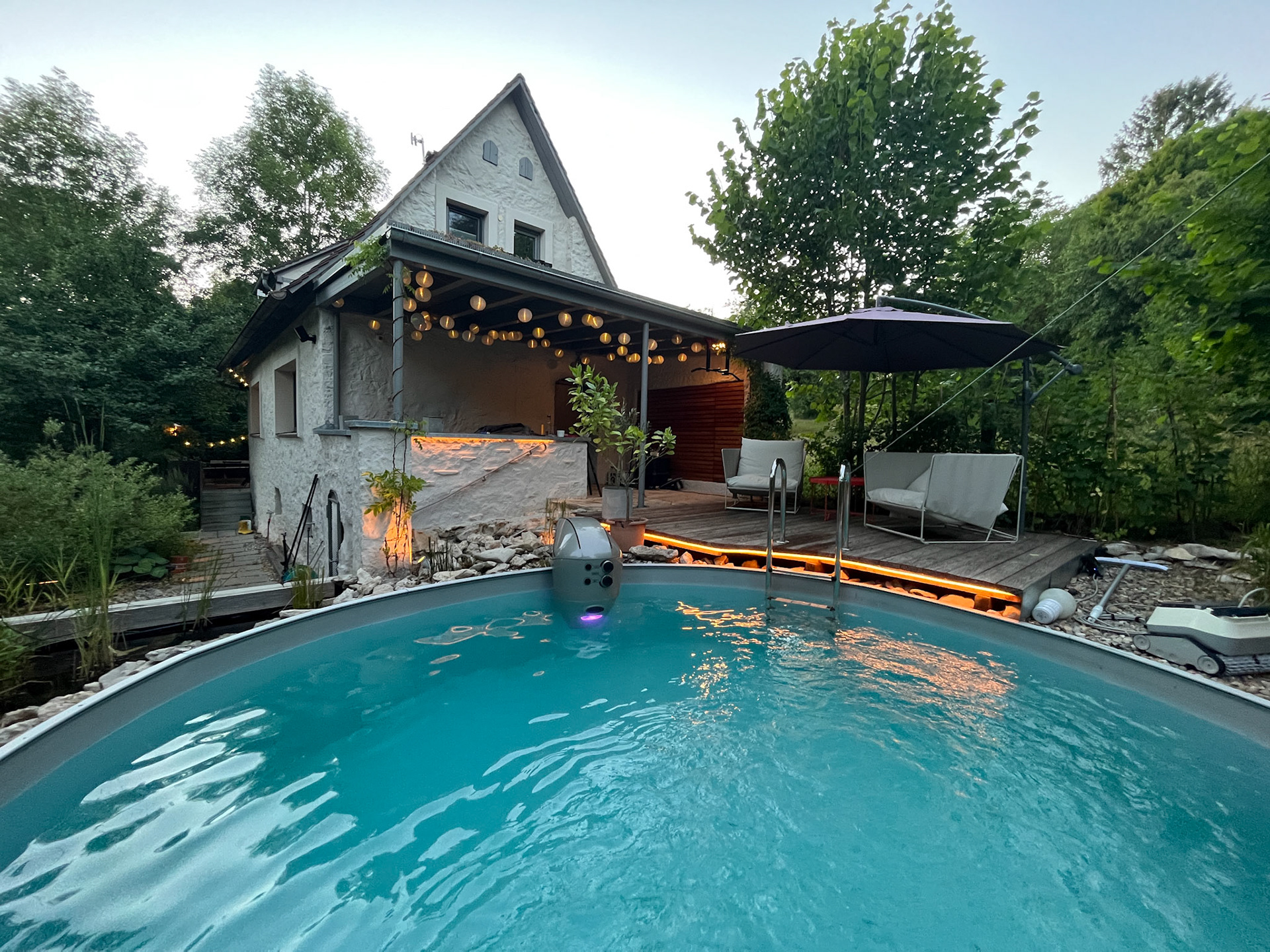 Pool und Sonnendeck