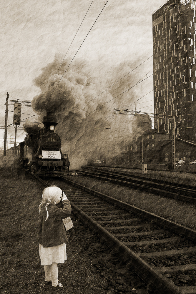 ~Missed the train ~ Lanterna Magica Small Prints 2019