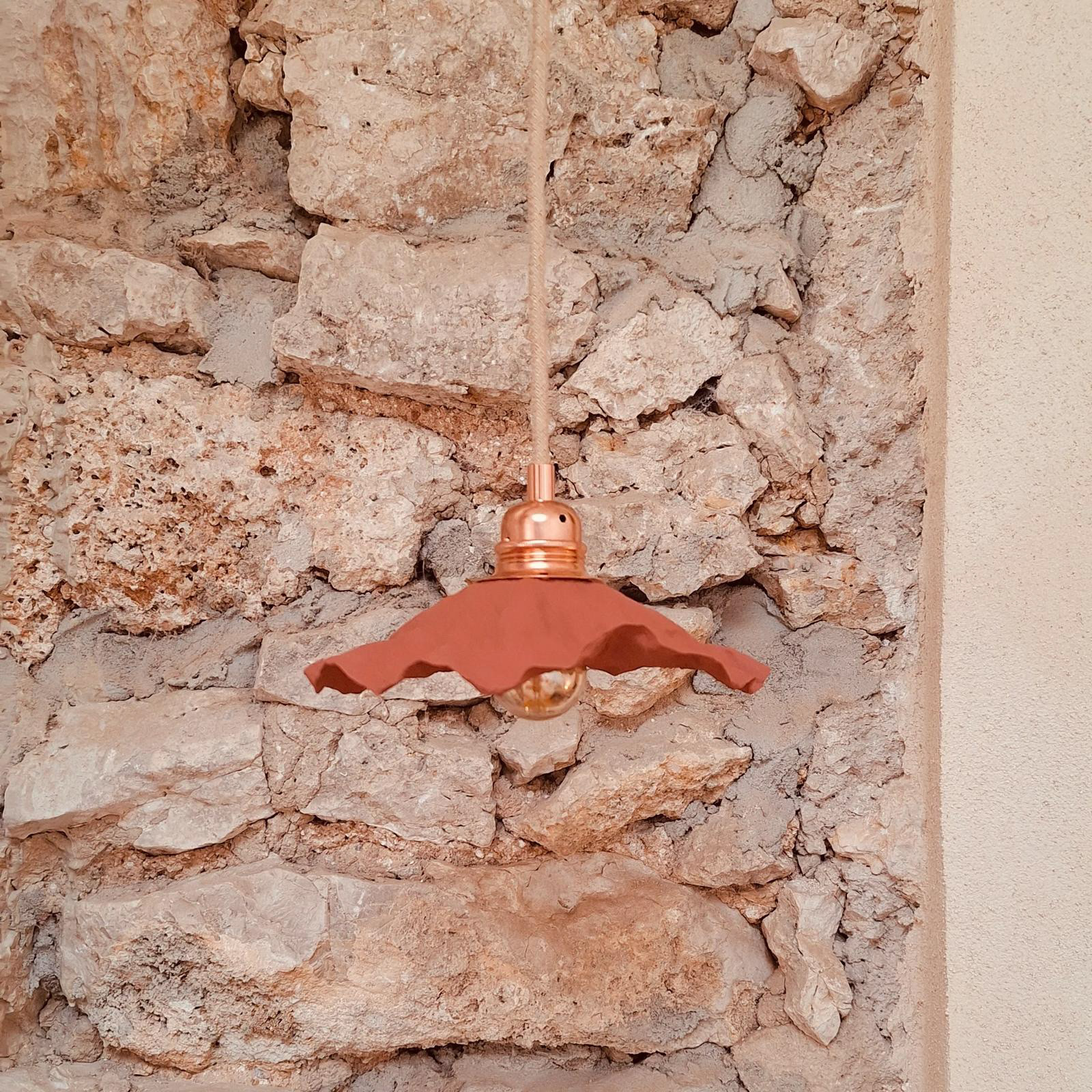 Suspension Pas dans la mer